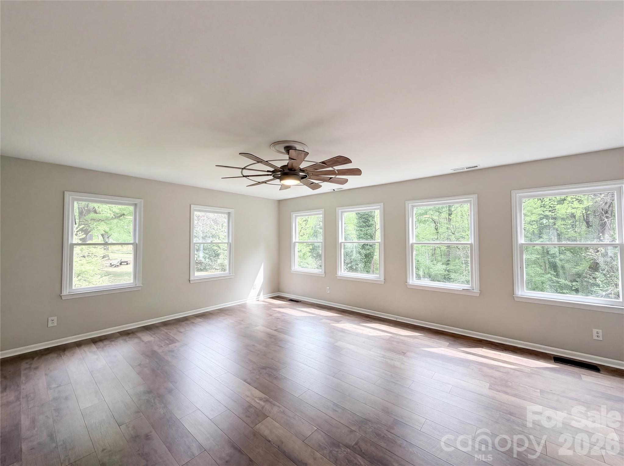 706 Crescent Drive — Cherryville