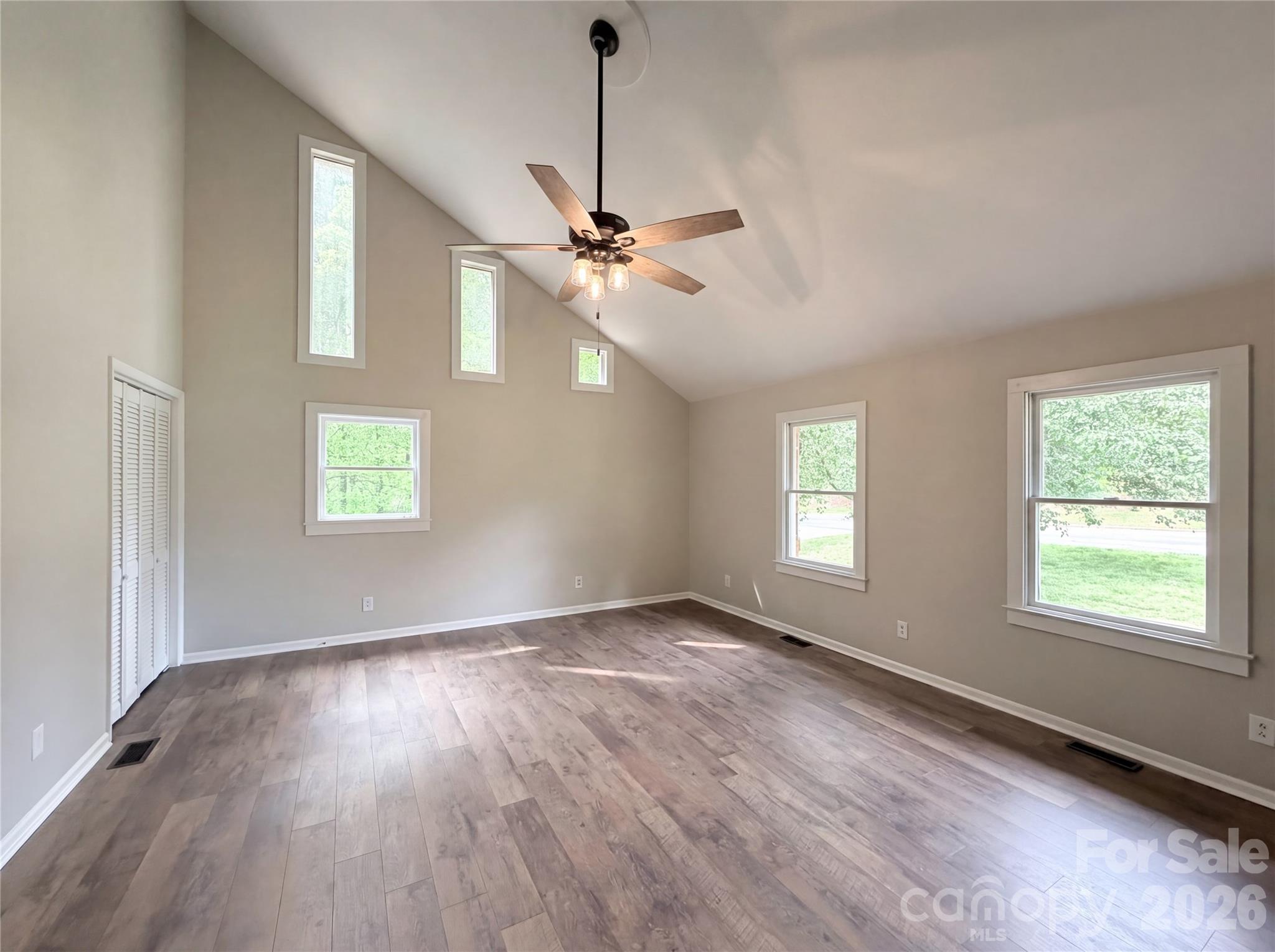 706 Crescent Drive — Cherryville