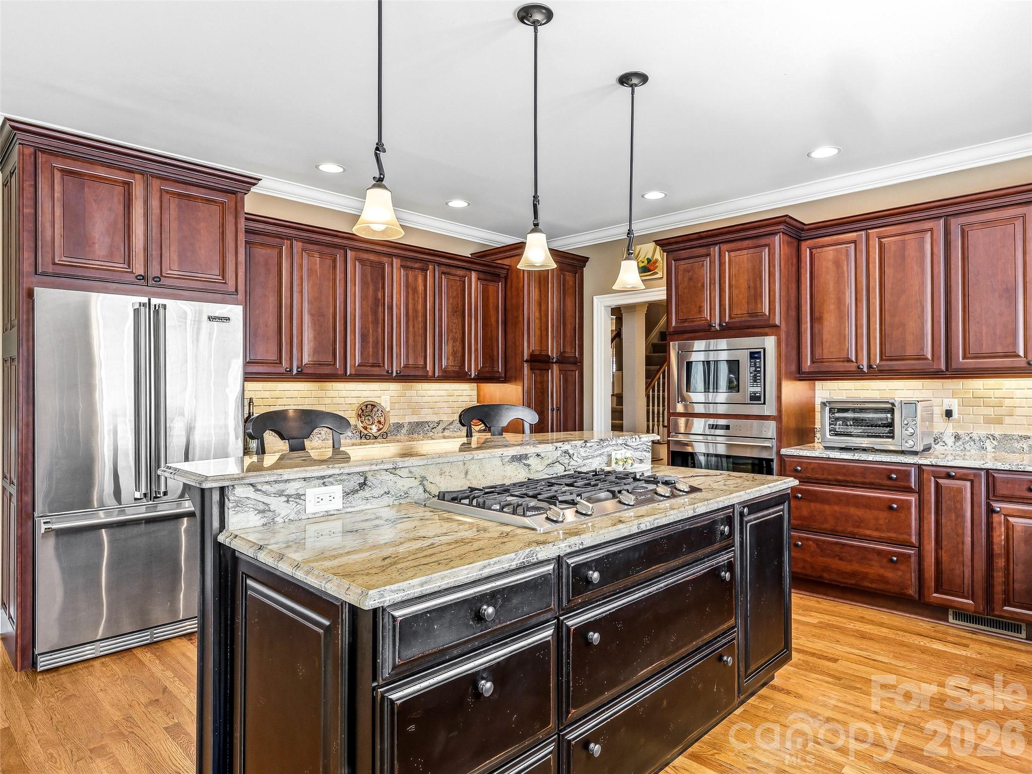 33 Tiverton Lane — Asheville