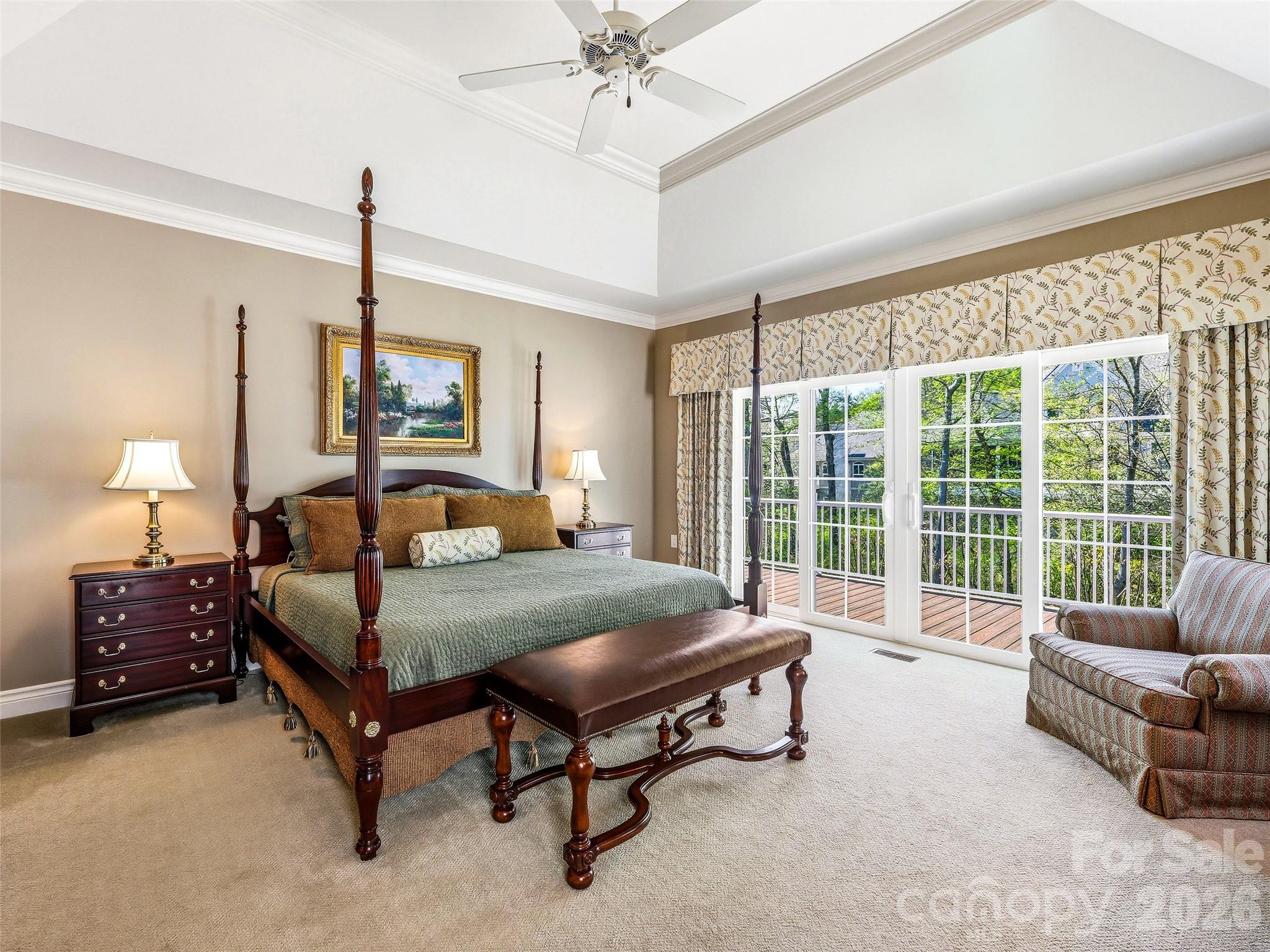 33 Tiverton Lane — Asheville