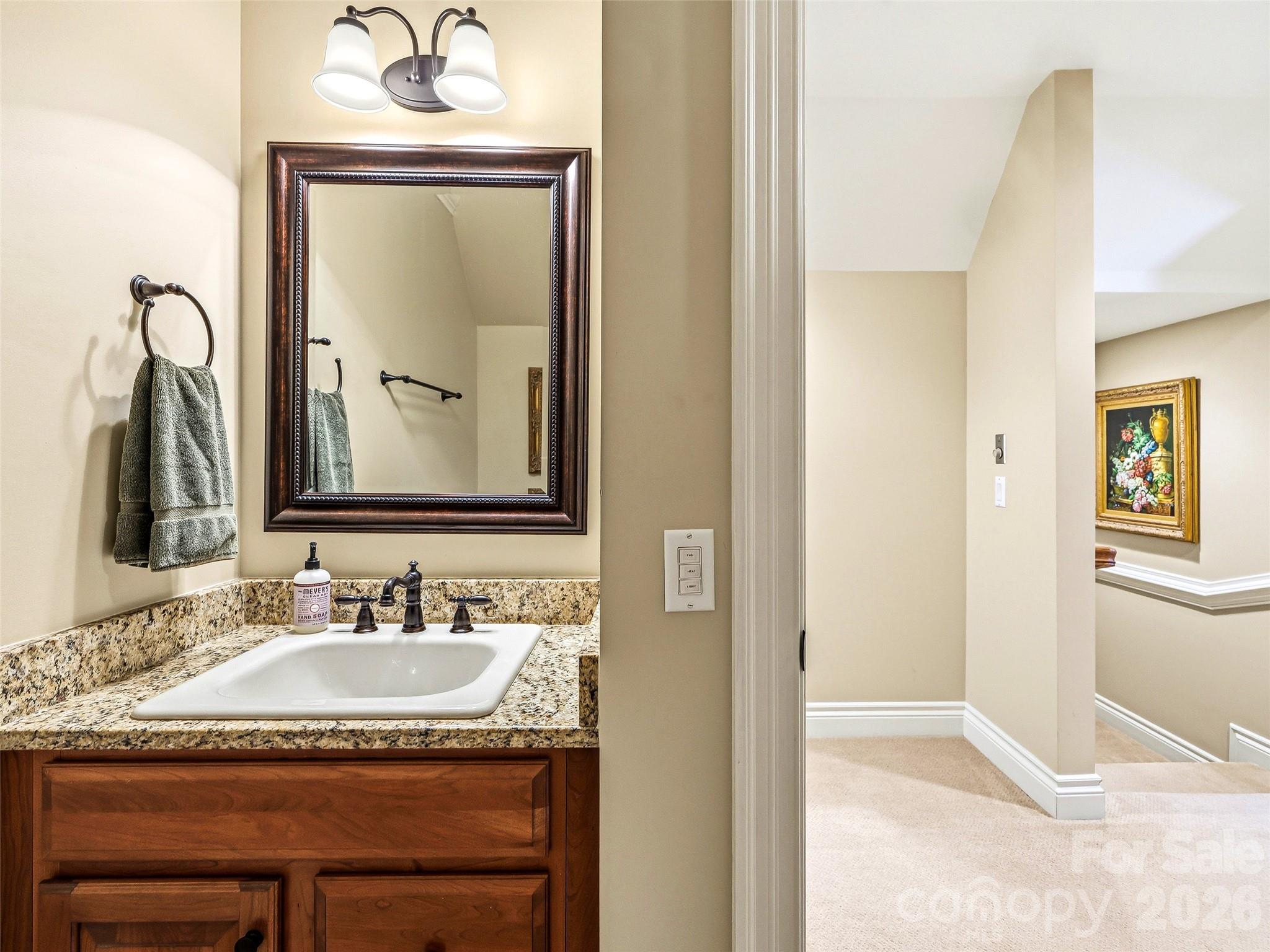 33 Tiverton Lane — Asheville