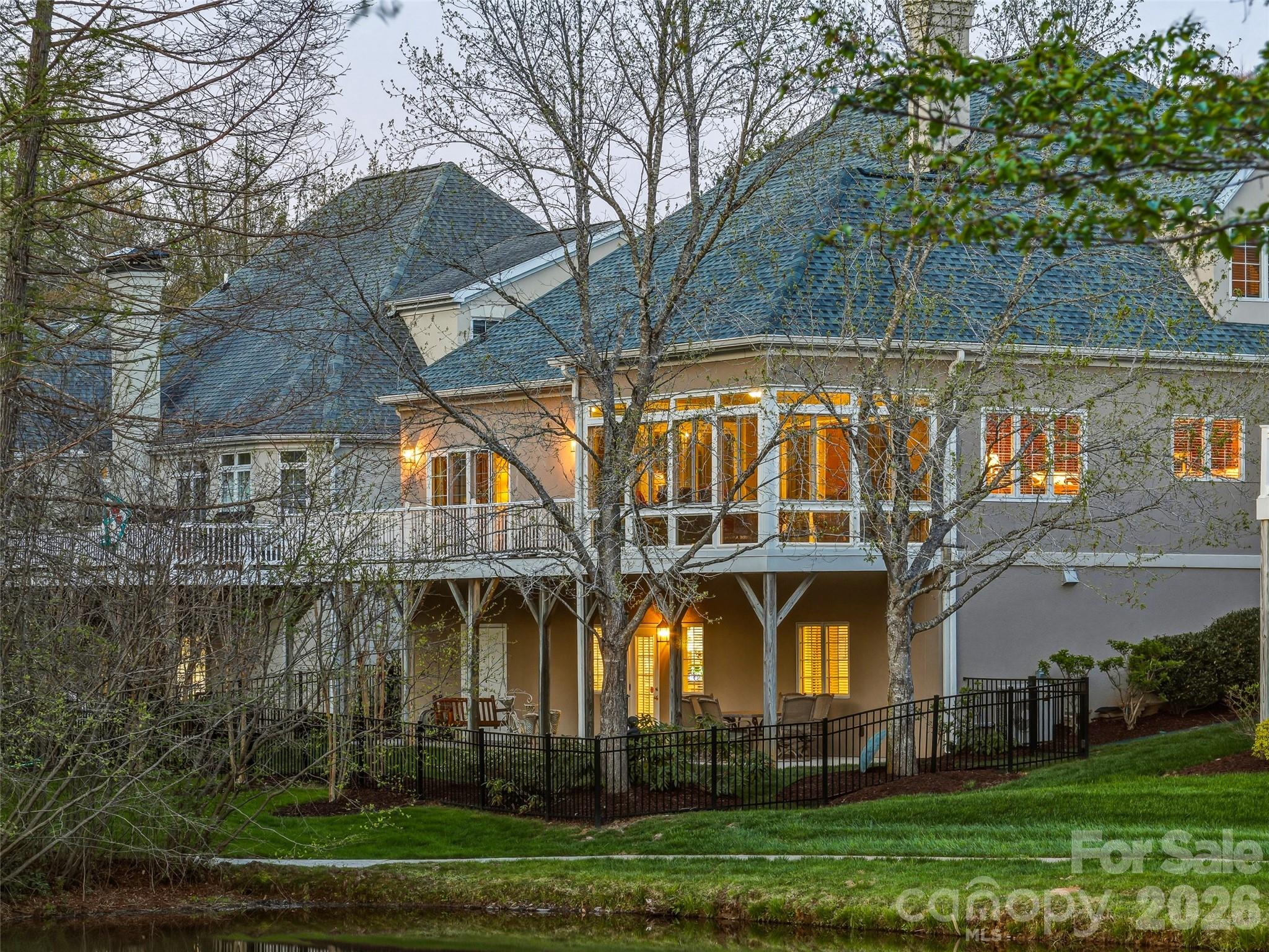 33 Tiverton Lane — Asheville