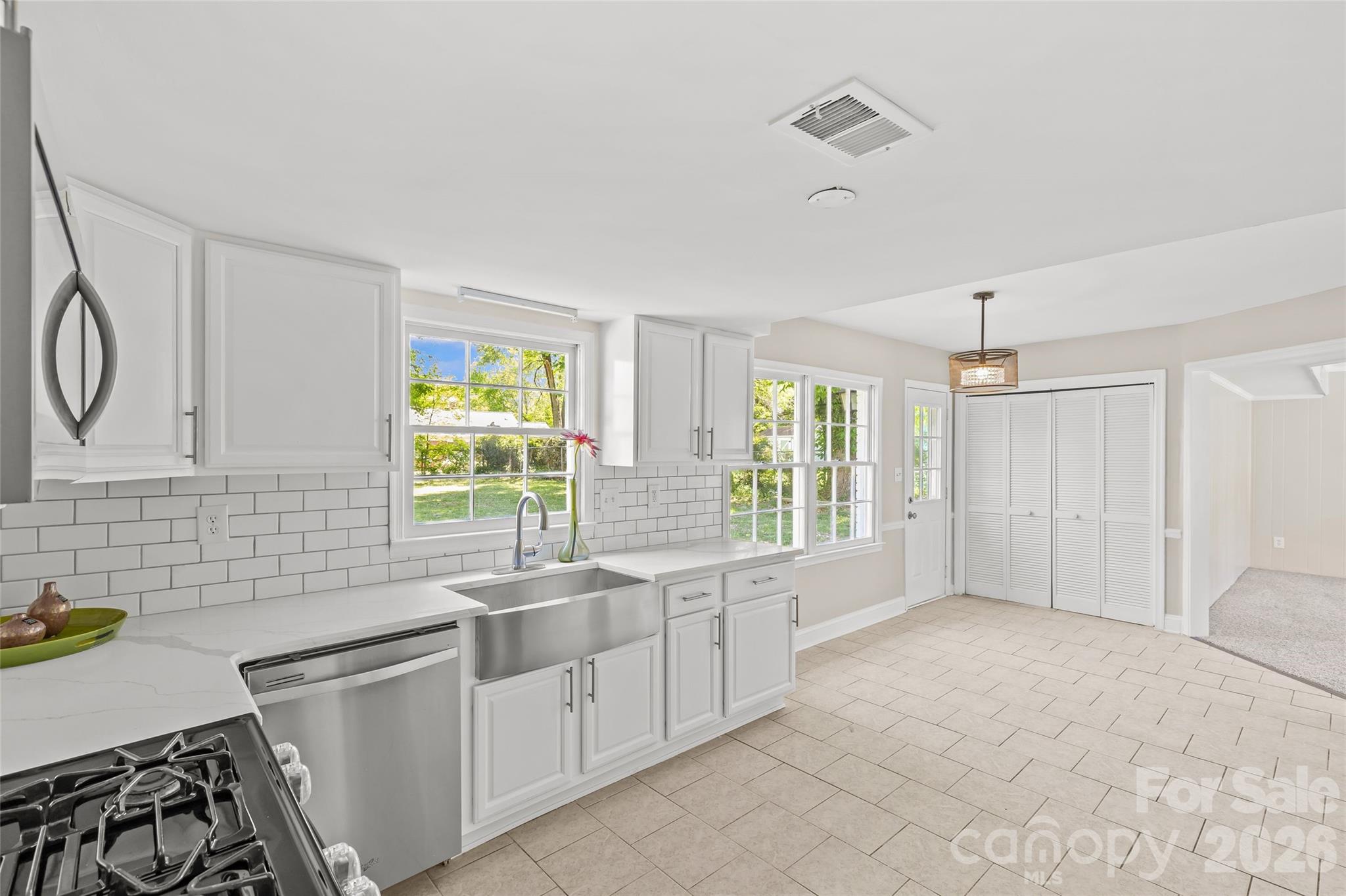 1401 Cedarwood Lane — Charlotte
