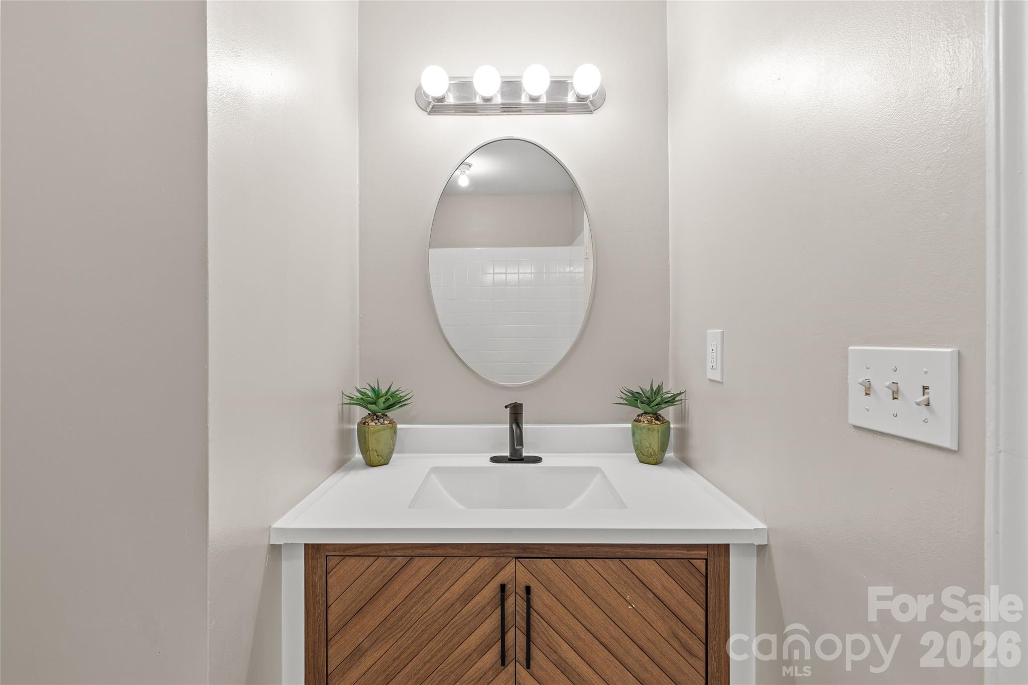 1401 Cedarwood Lane — Charlotte