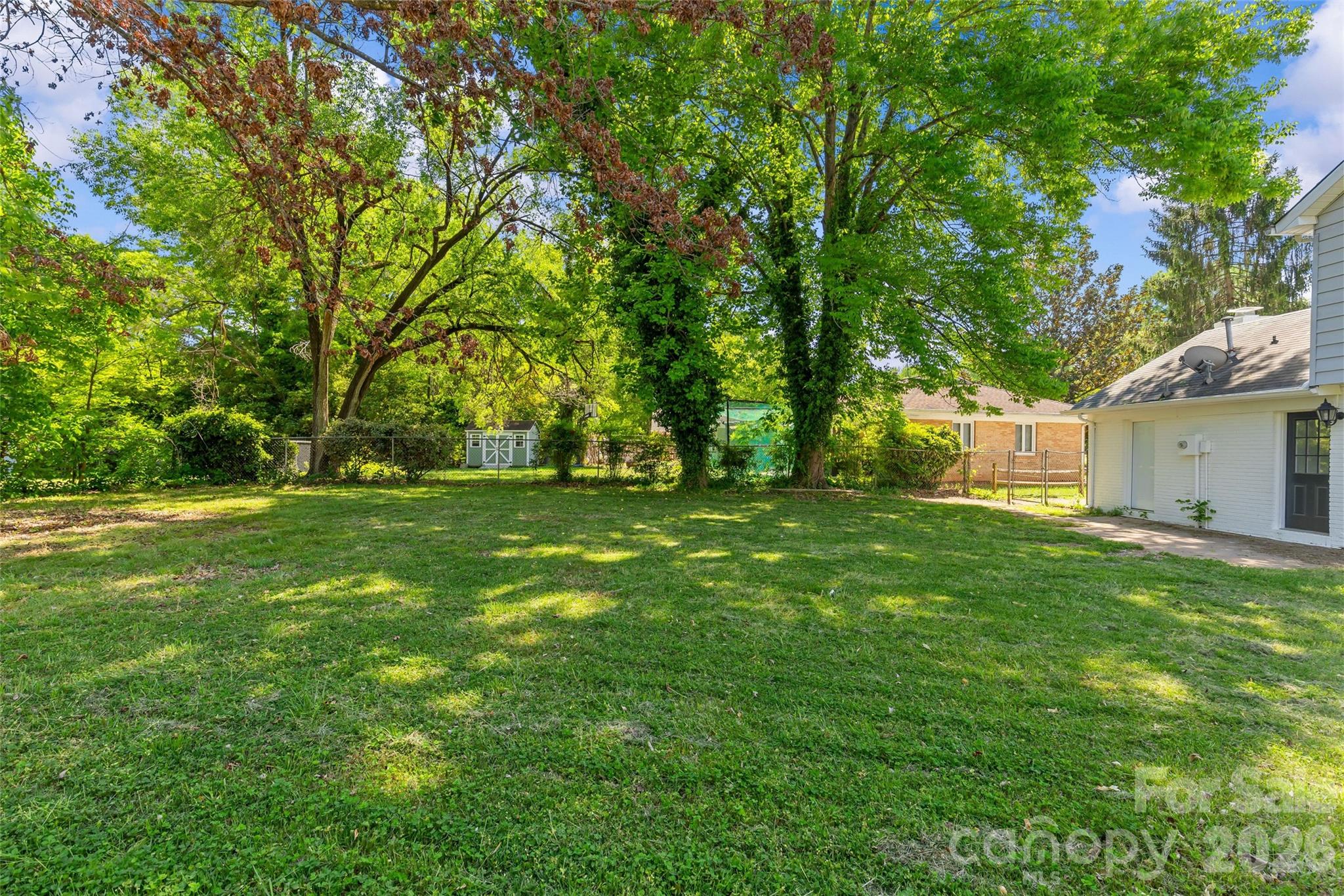 1401 Cedarwood Lane — Charlotte