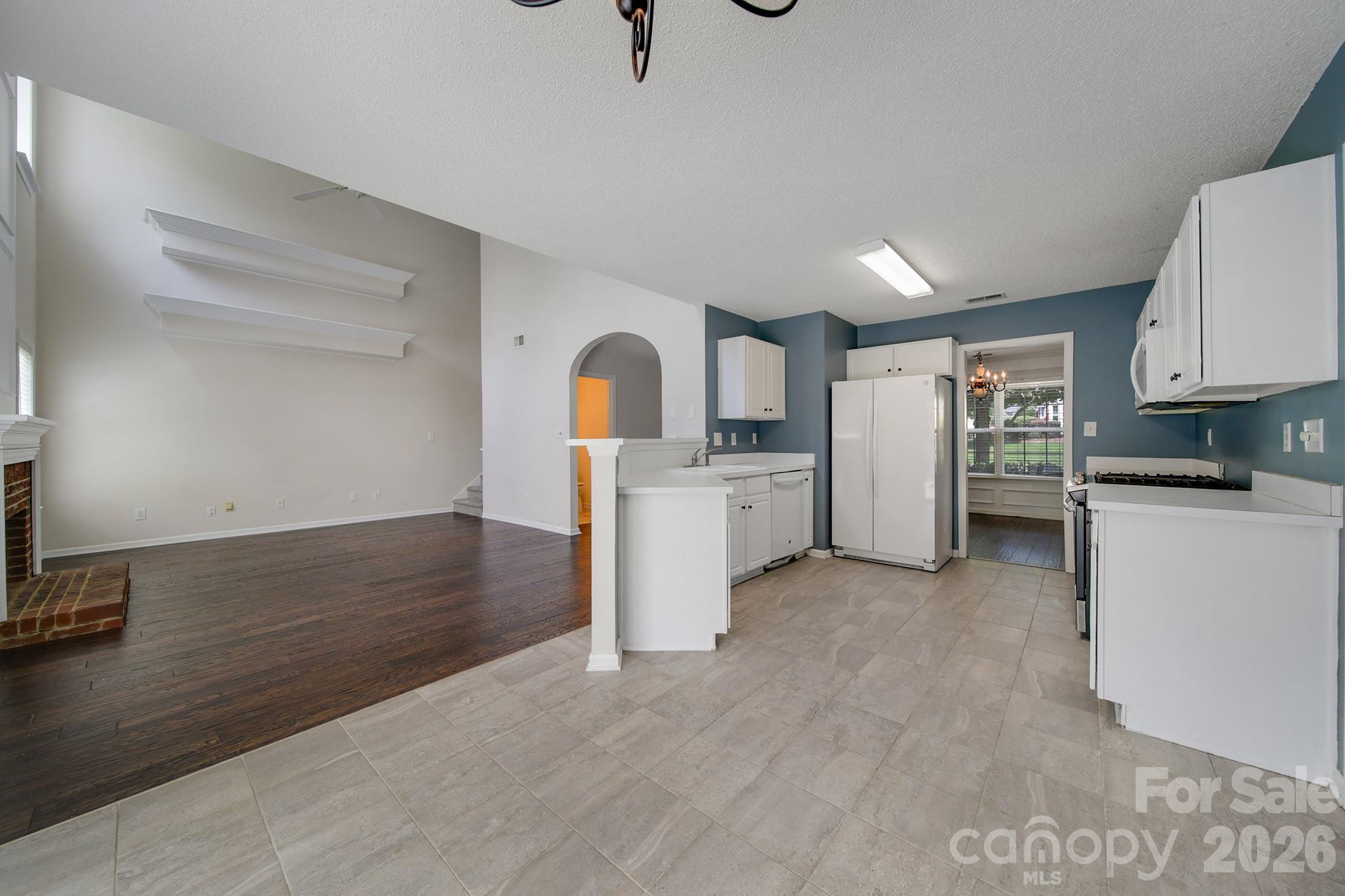 11343 Fox Hill Drive — Charlotte