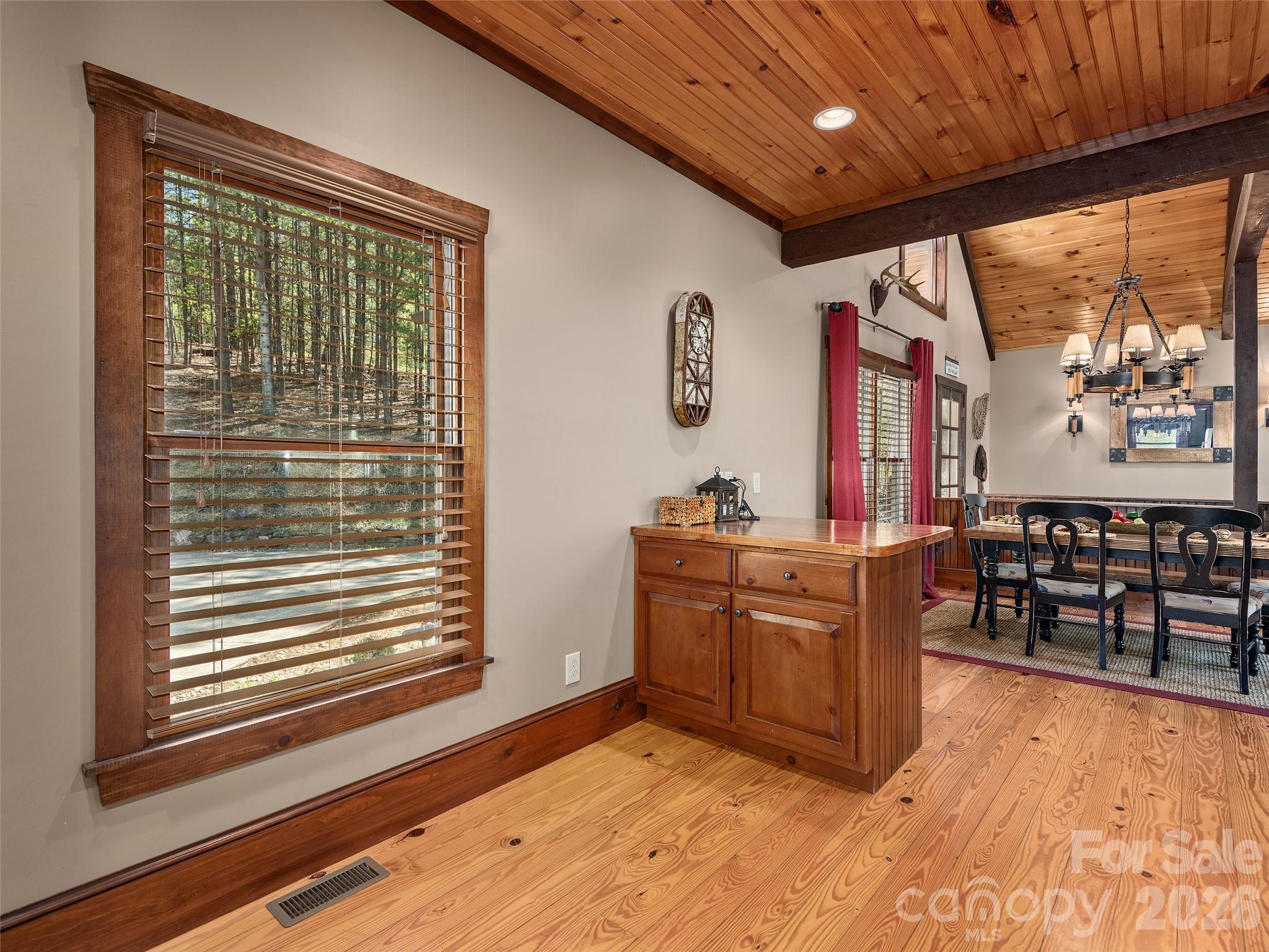 308 North Coast Drive — Mill Spring