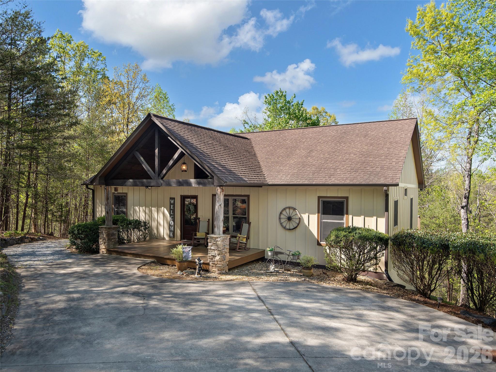 308 North Coast Drive — Mill Spring