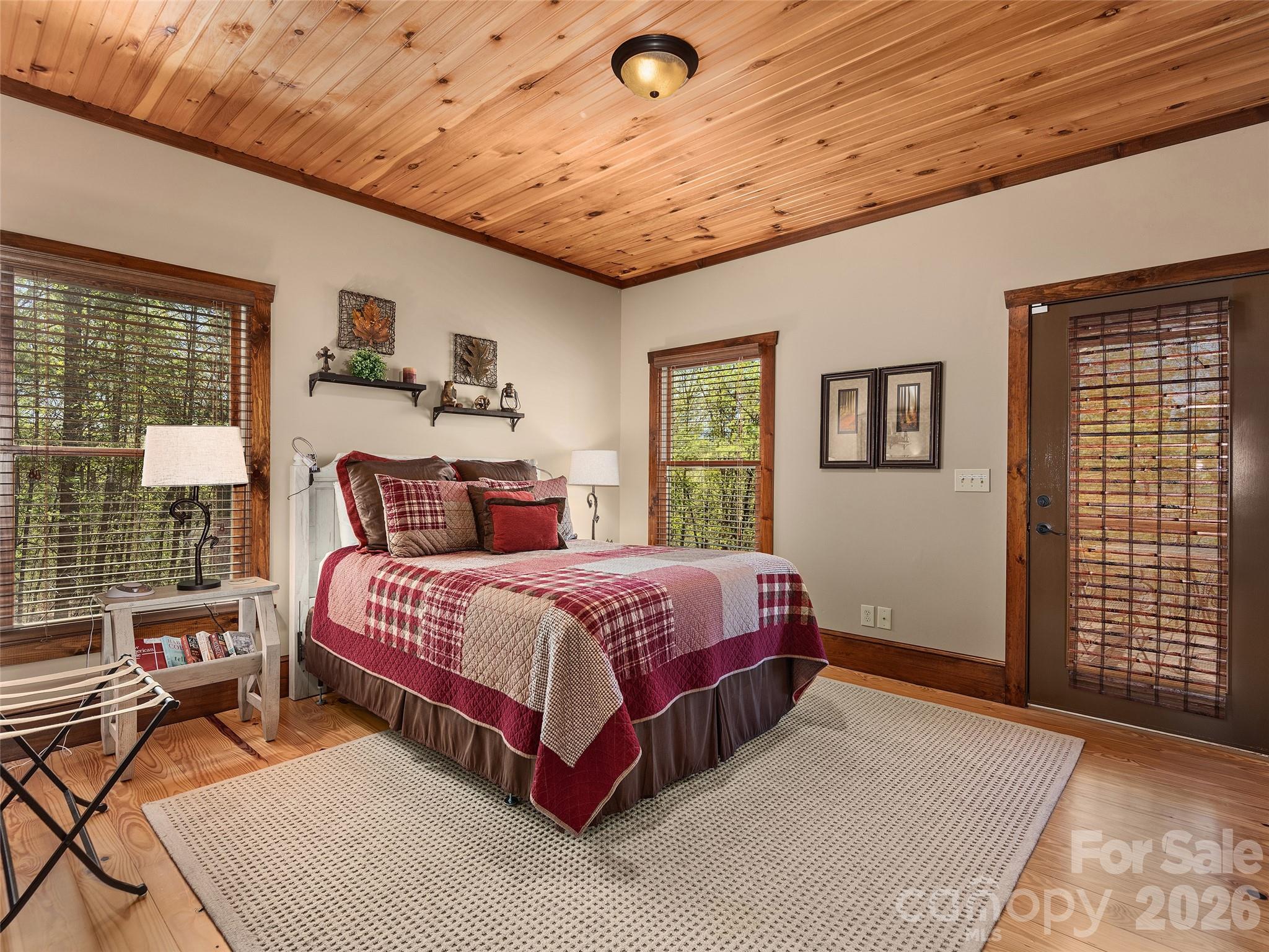 308 North Coast Drive — Mill Spring