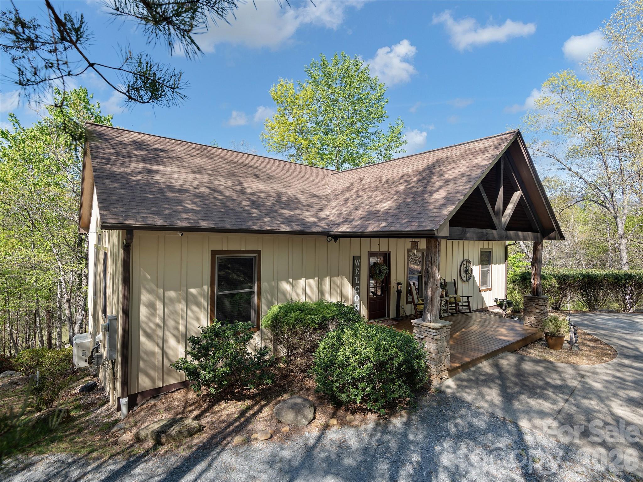 308 North Coast Drive — Mill Spring