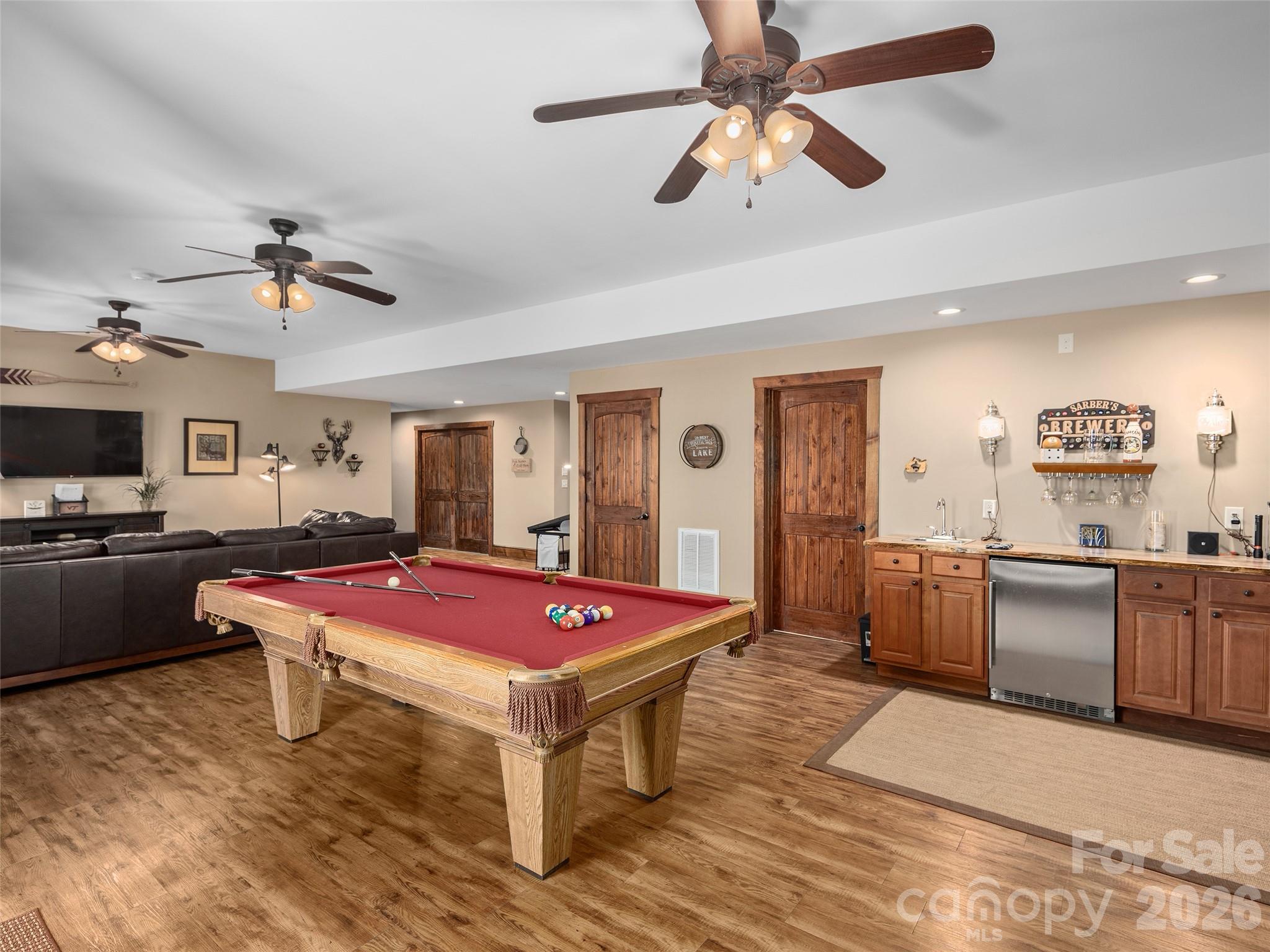 308 North Coast Drive — Mill Spring