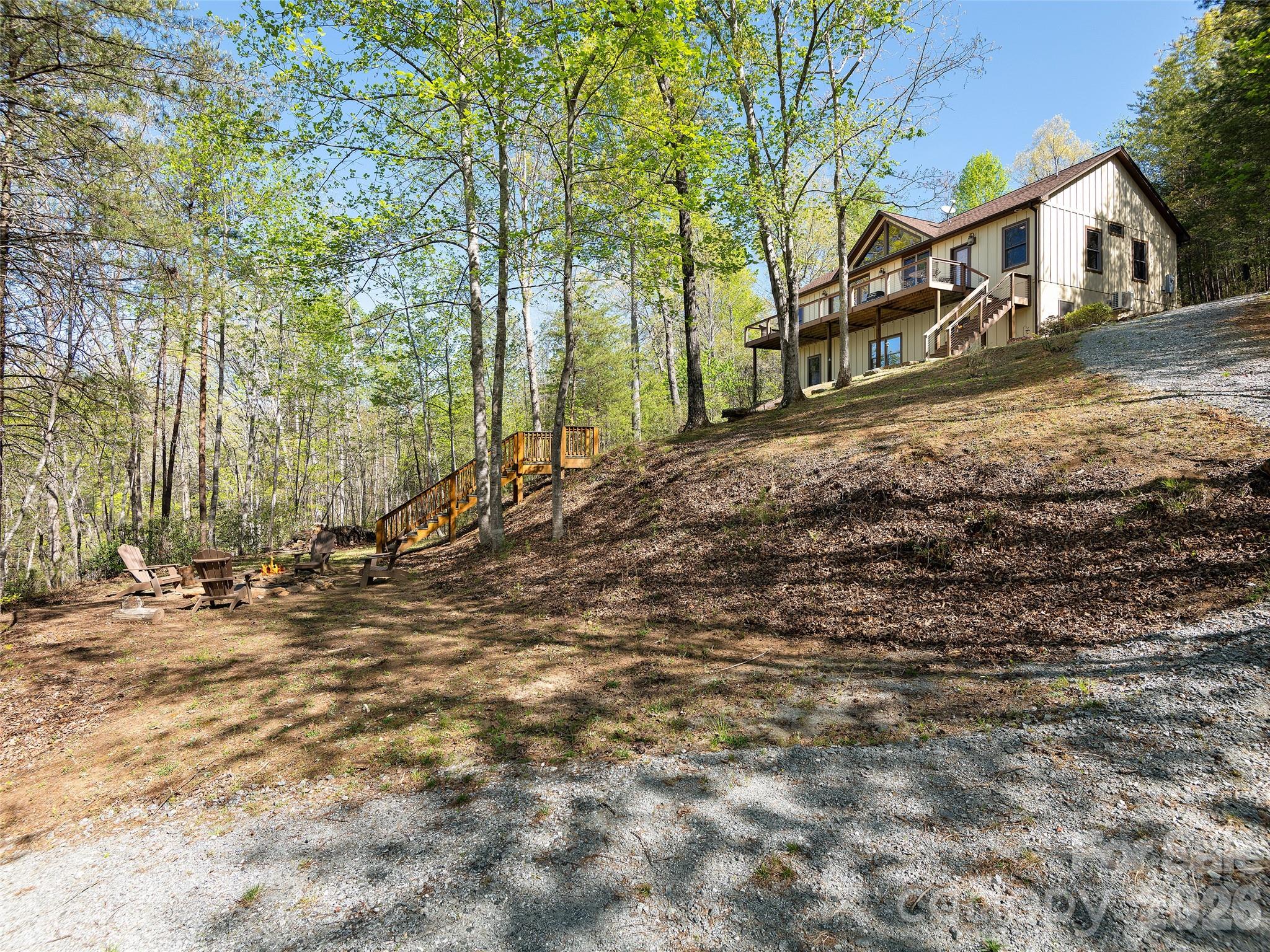 308 North Coast Drive — Mill Spring