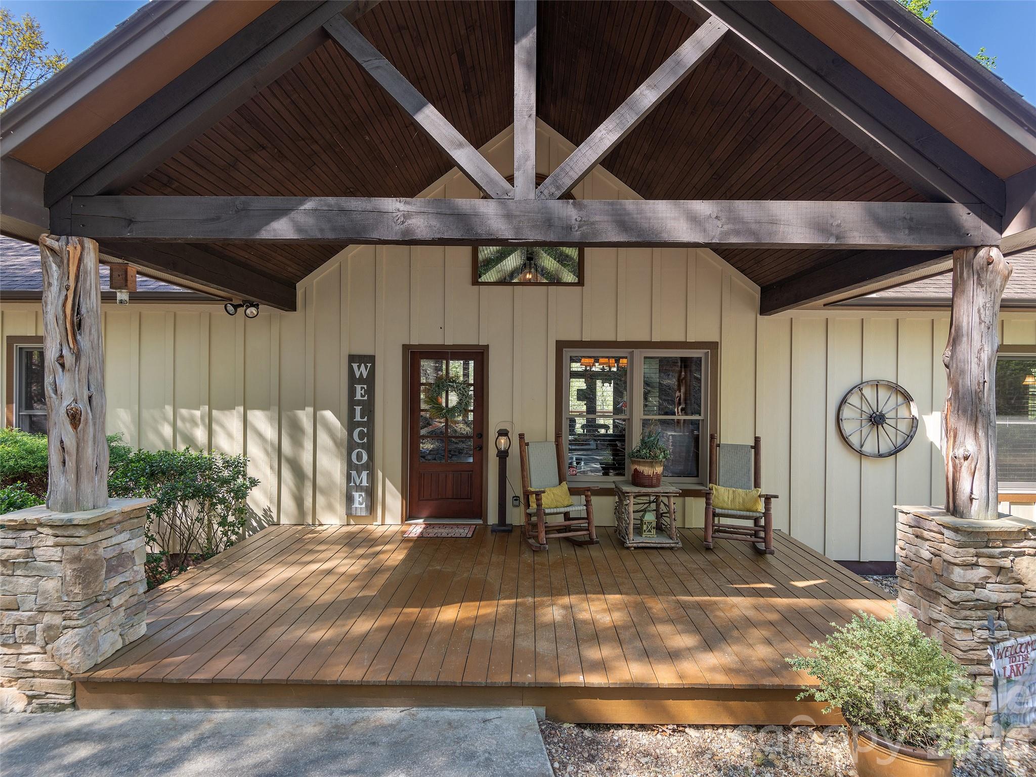 308 North Coast Drive — Mill Spring