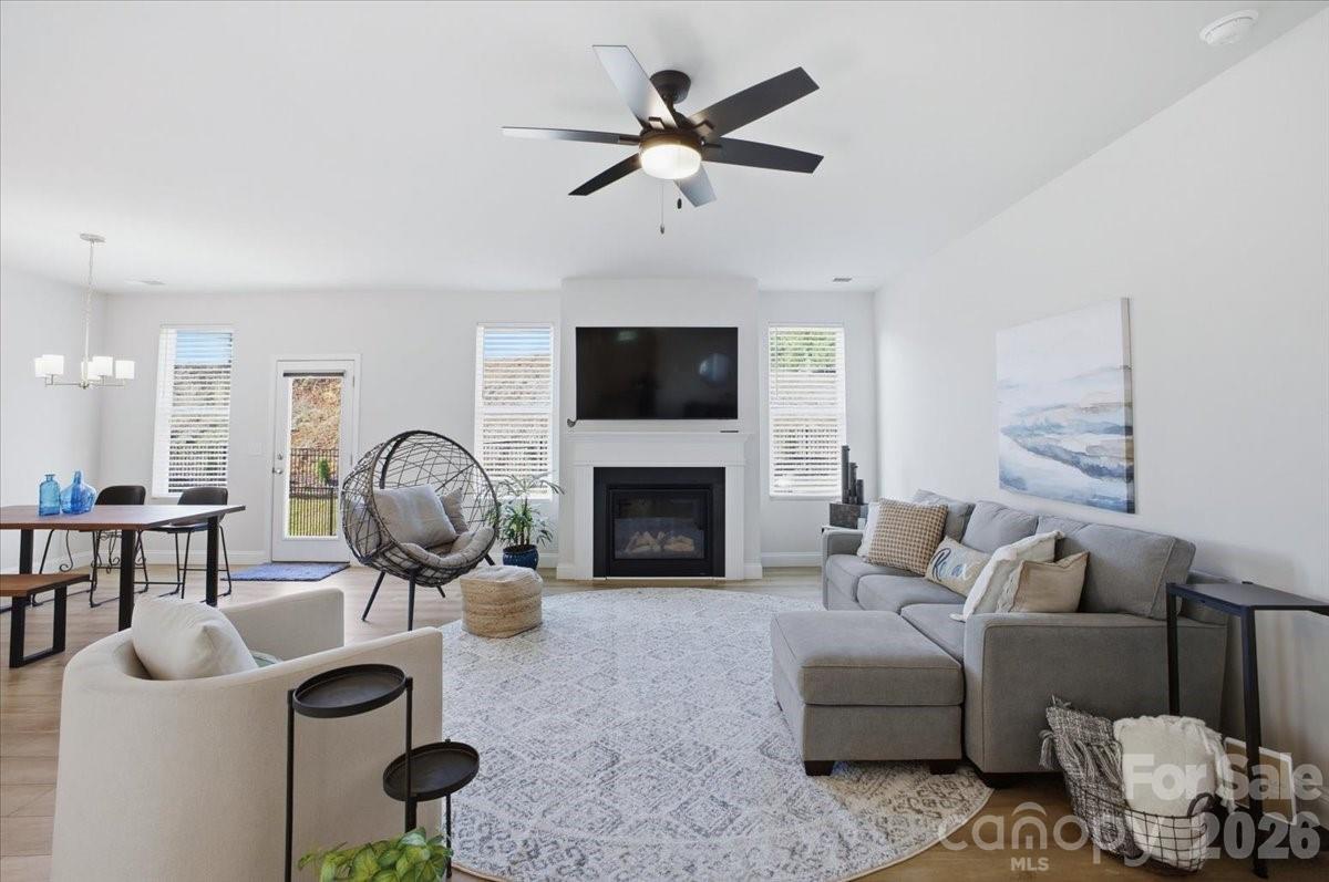 602 Banter Lane — Cramerton