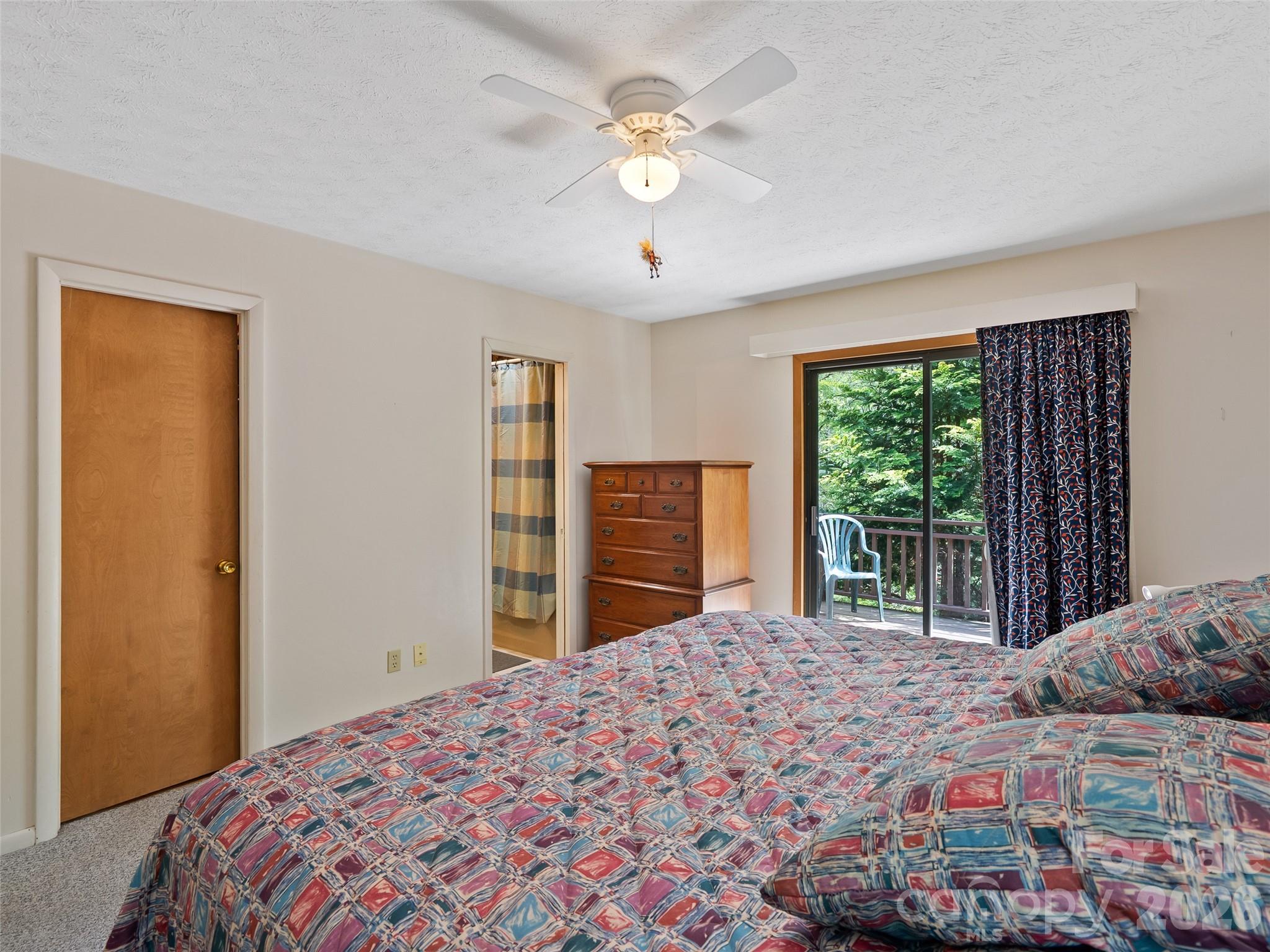 120 Carter Cove Road — Asheville