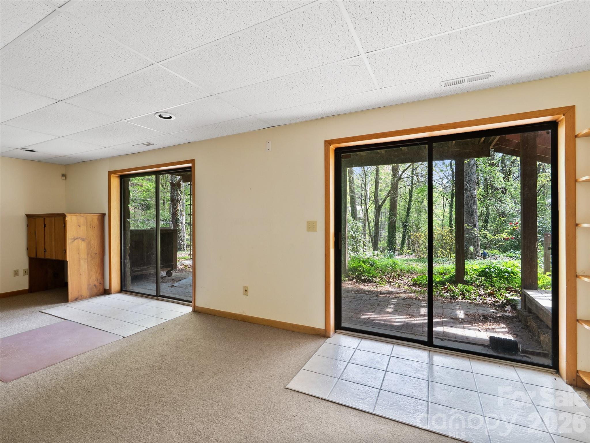 120 Carter Cove Road — Asheville
