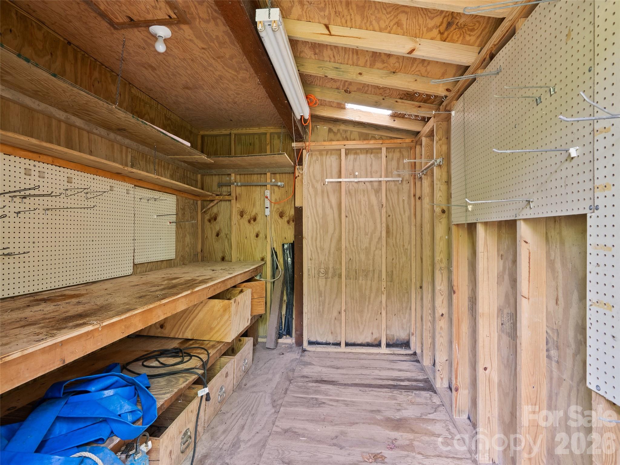 120 Carter Cove Road — Asheville
