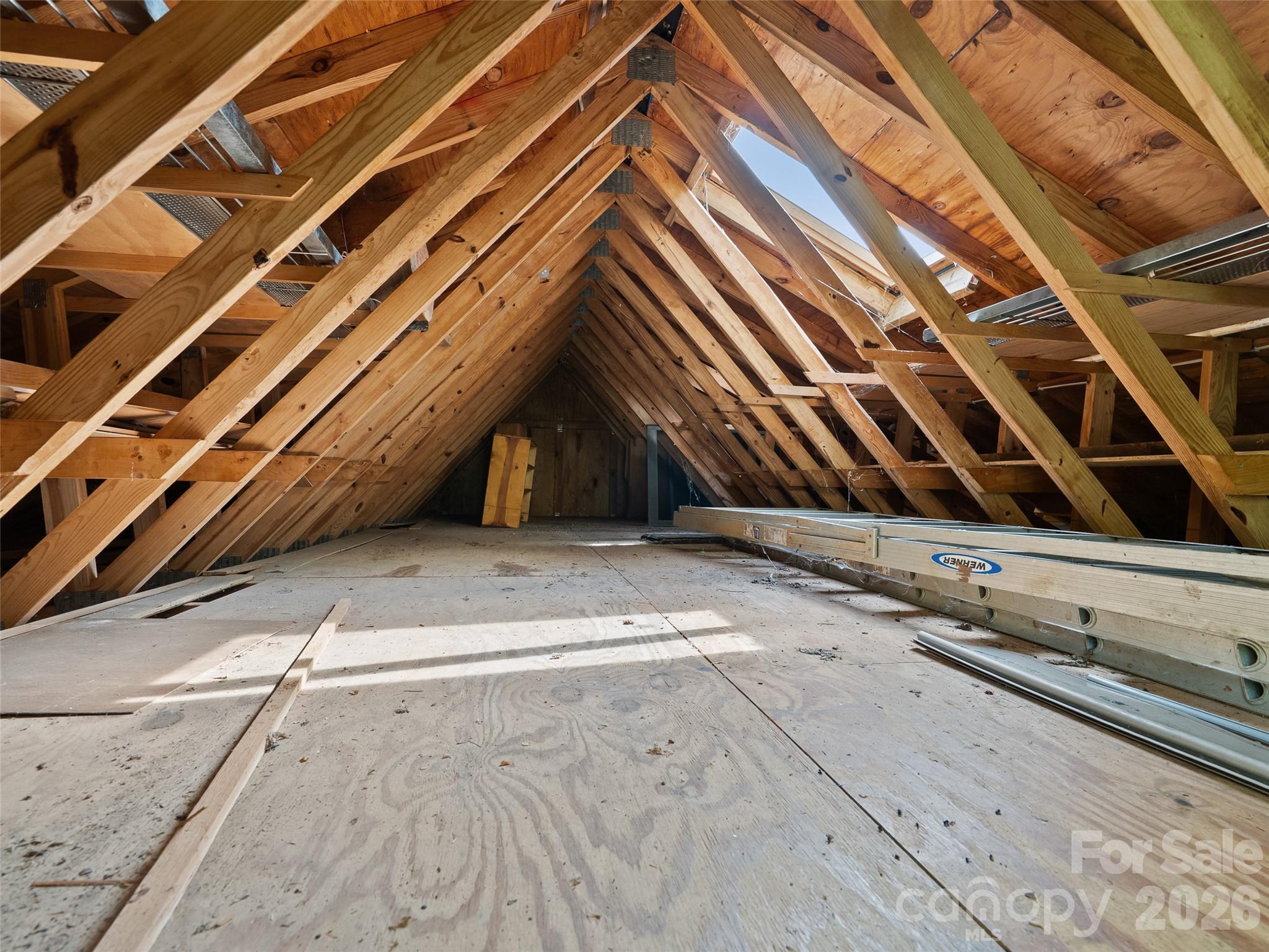120 Carter Cove Road — Asheville