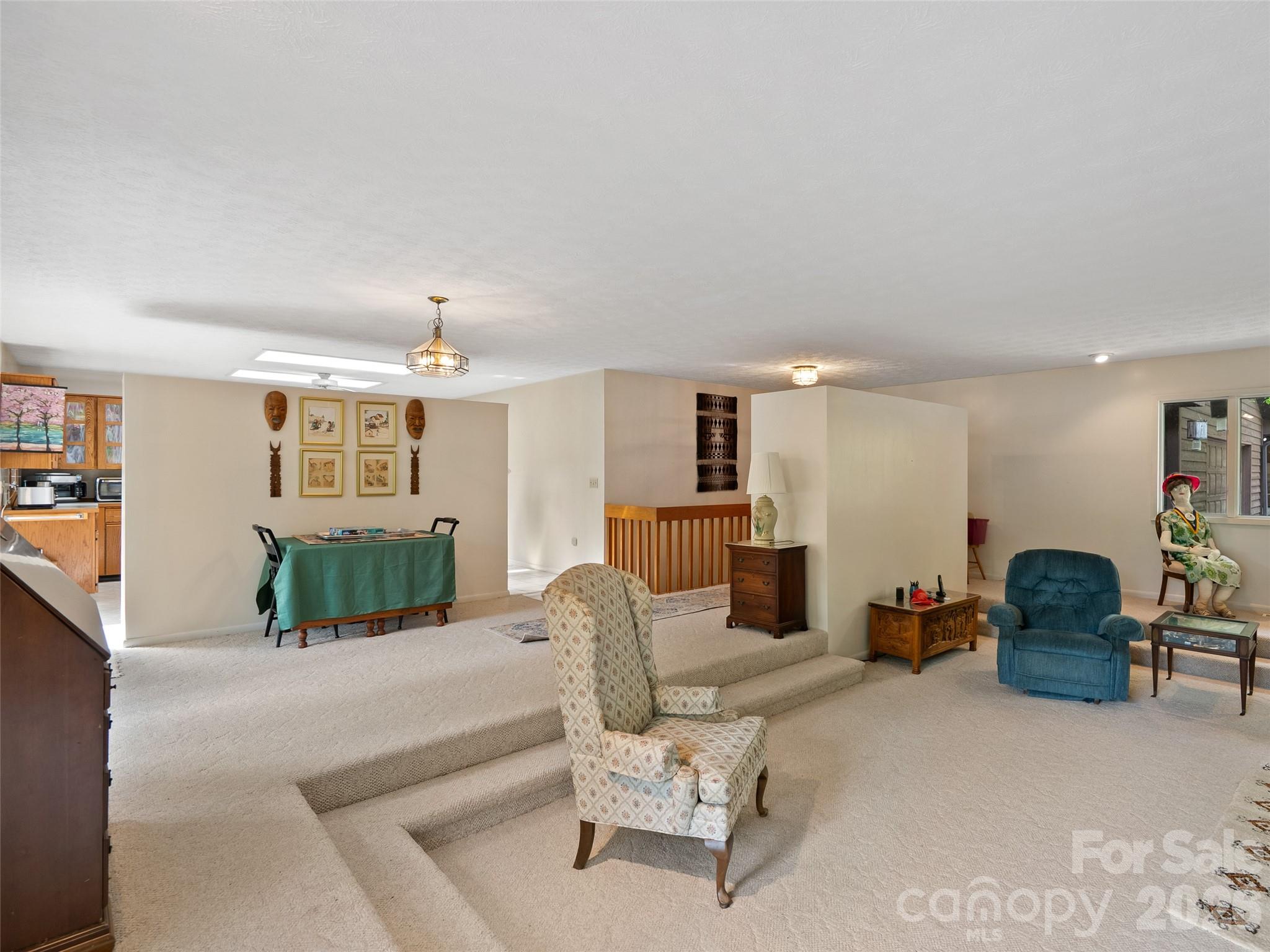 120 Carter Cove Road — Asheville