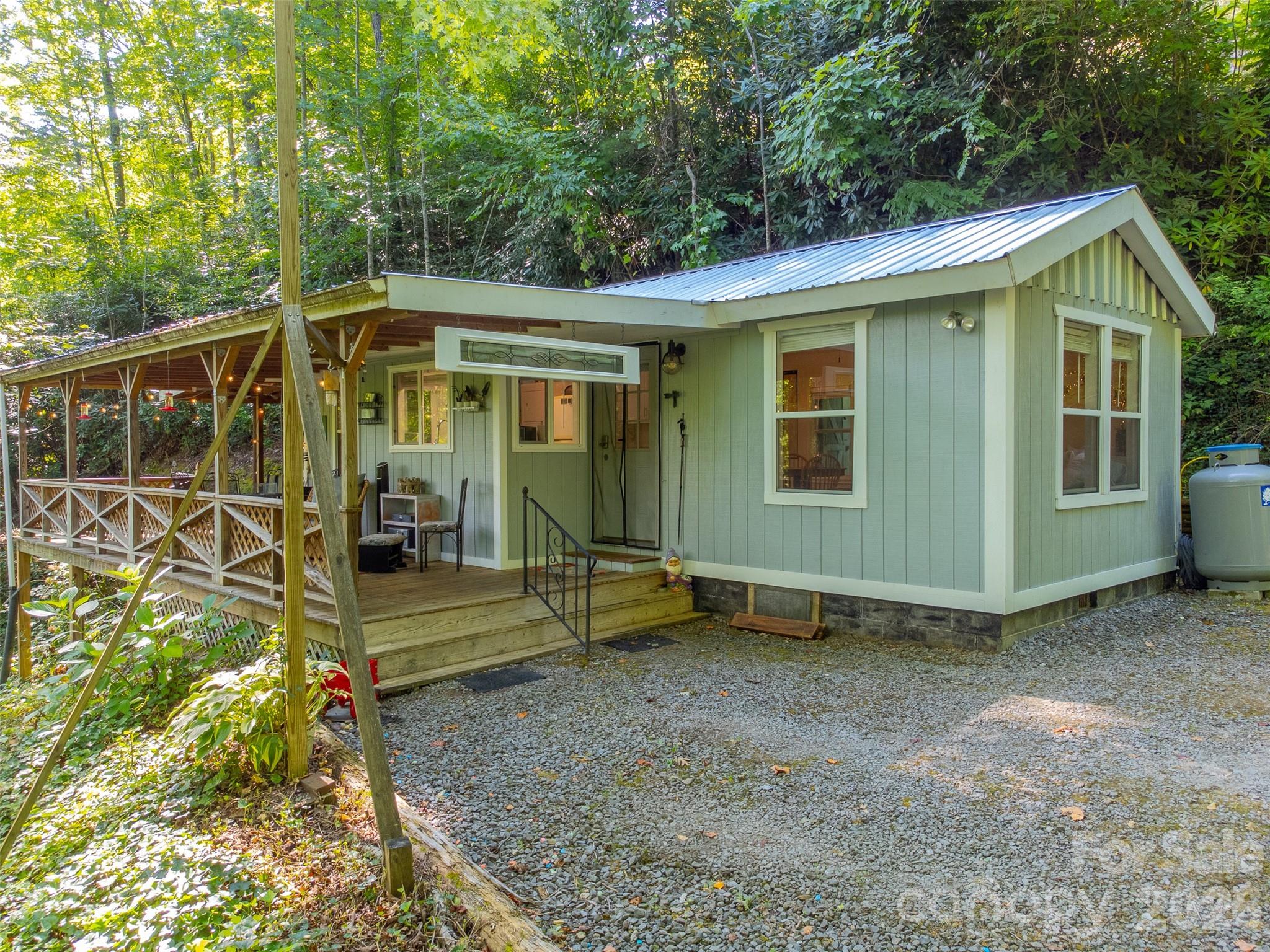 283 Briggs Cove Road — Robbinsville