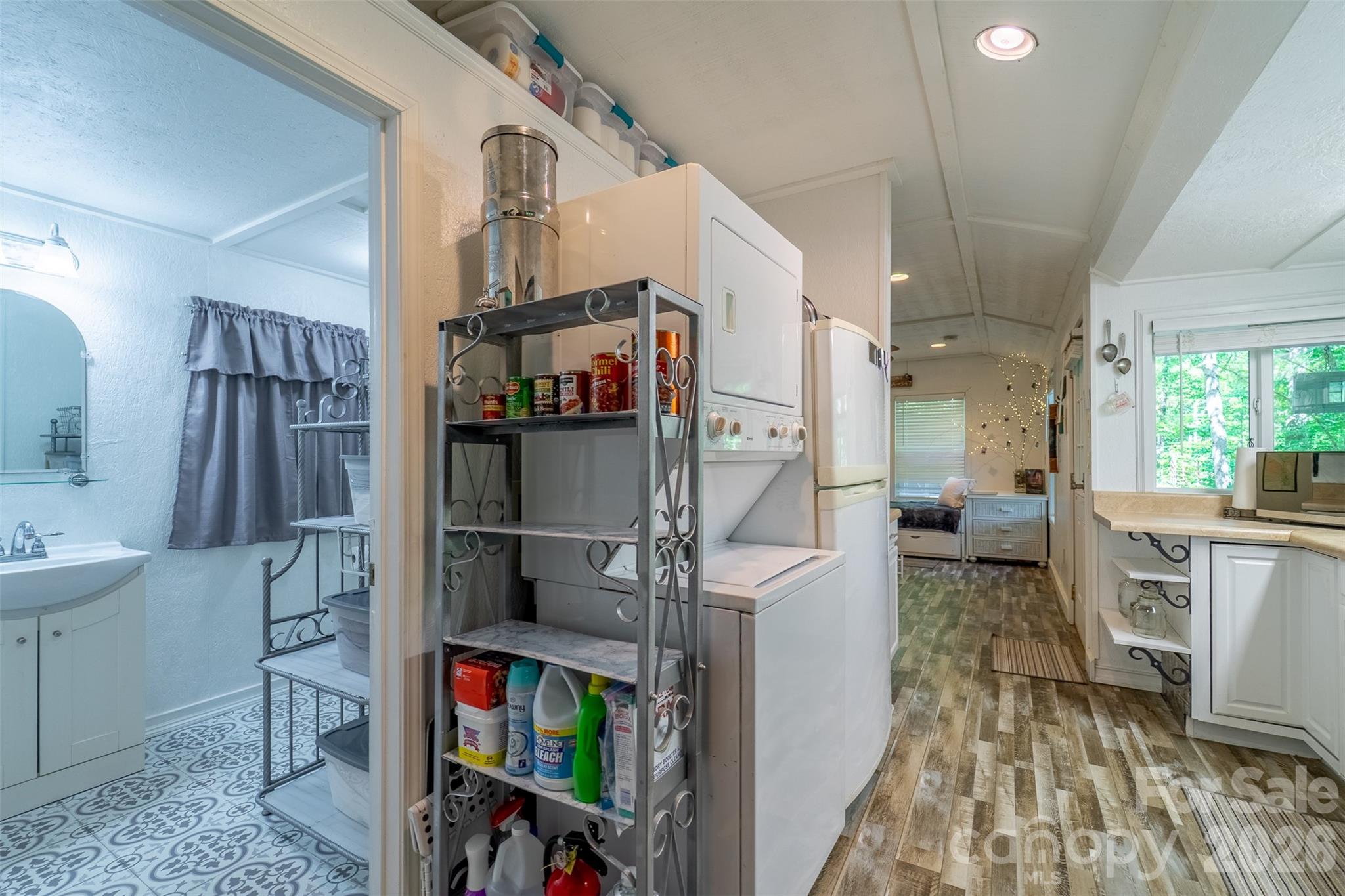 283 Briggs Cove Road — Robbinsville