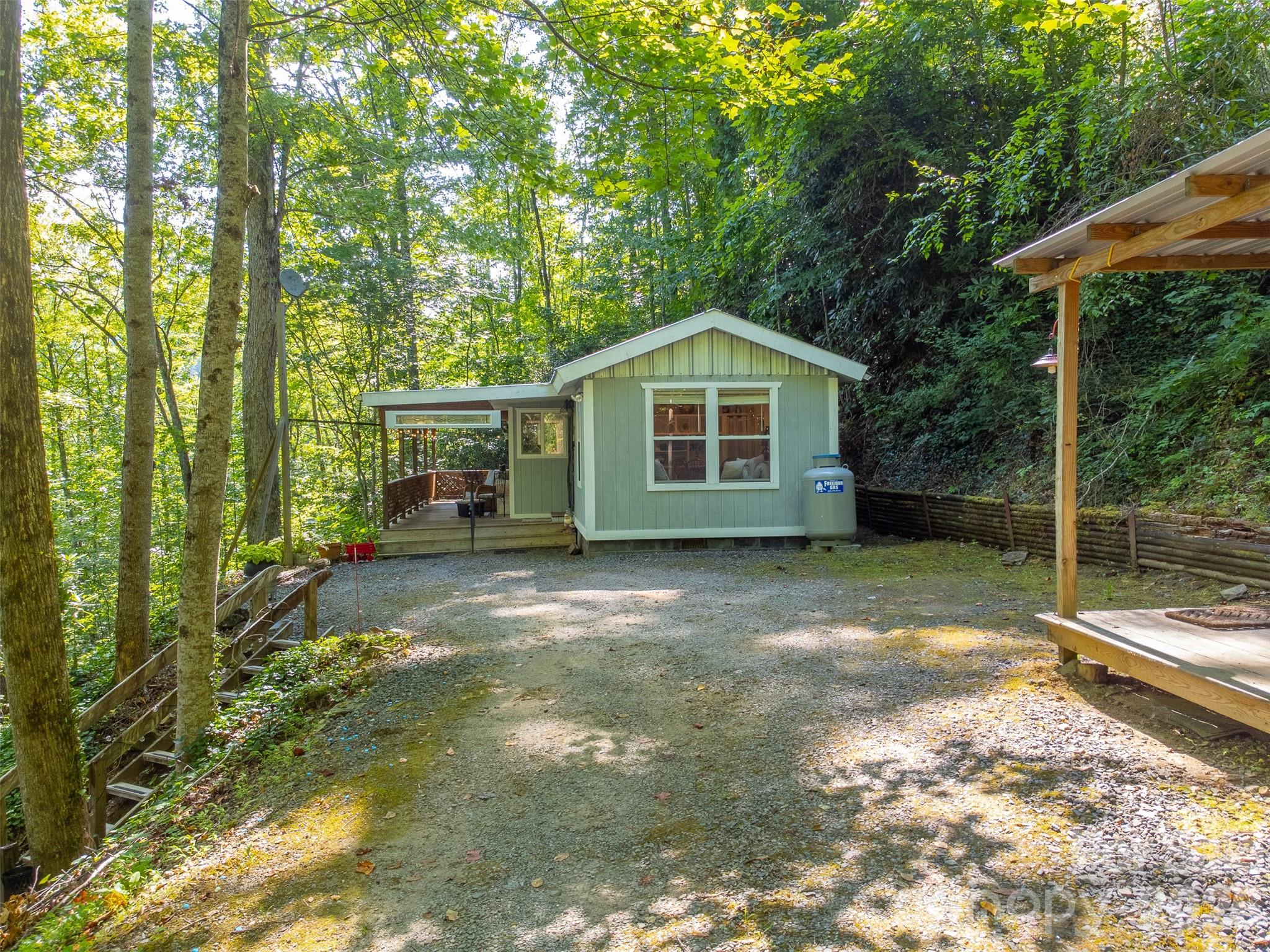 283 Briggs Cove Road — Robbinsville