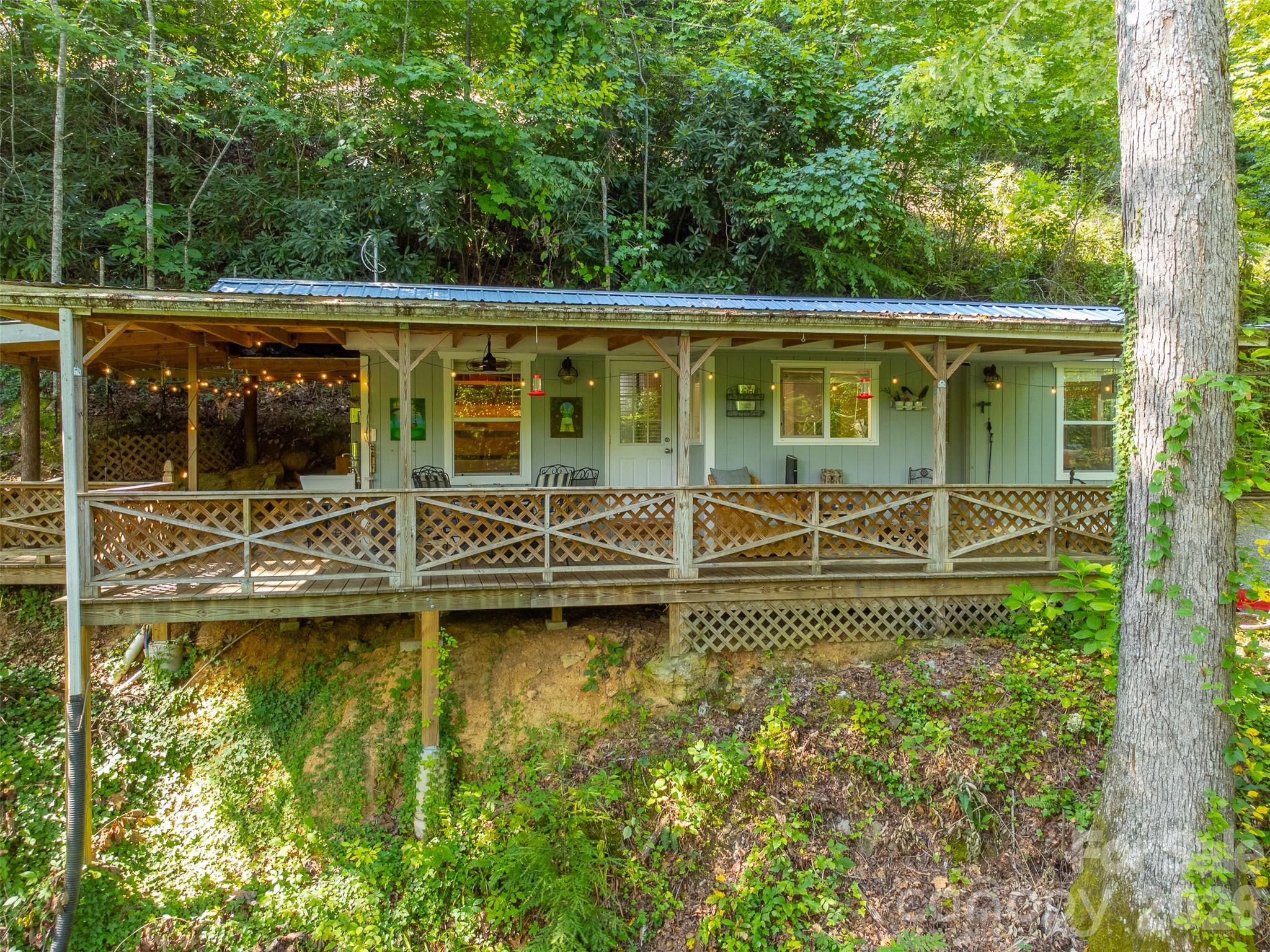 283 Briggs Cove Road — Robbinsville