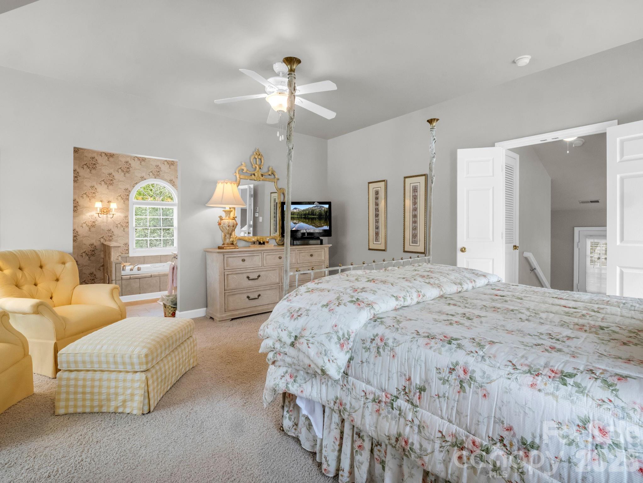 206 Lakeridge Road — Lake Lure