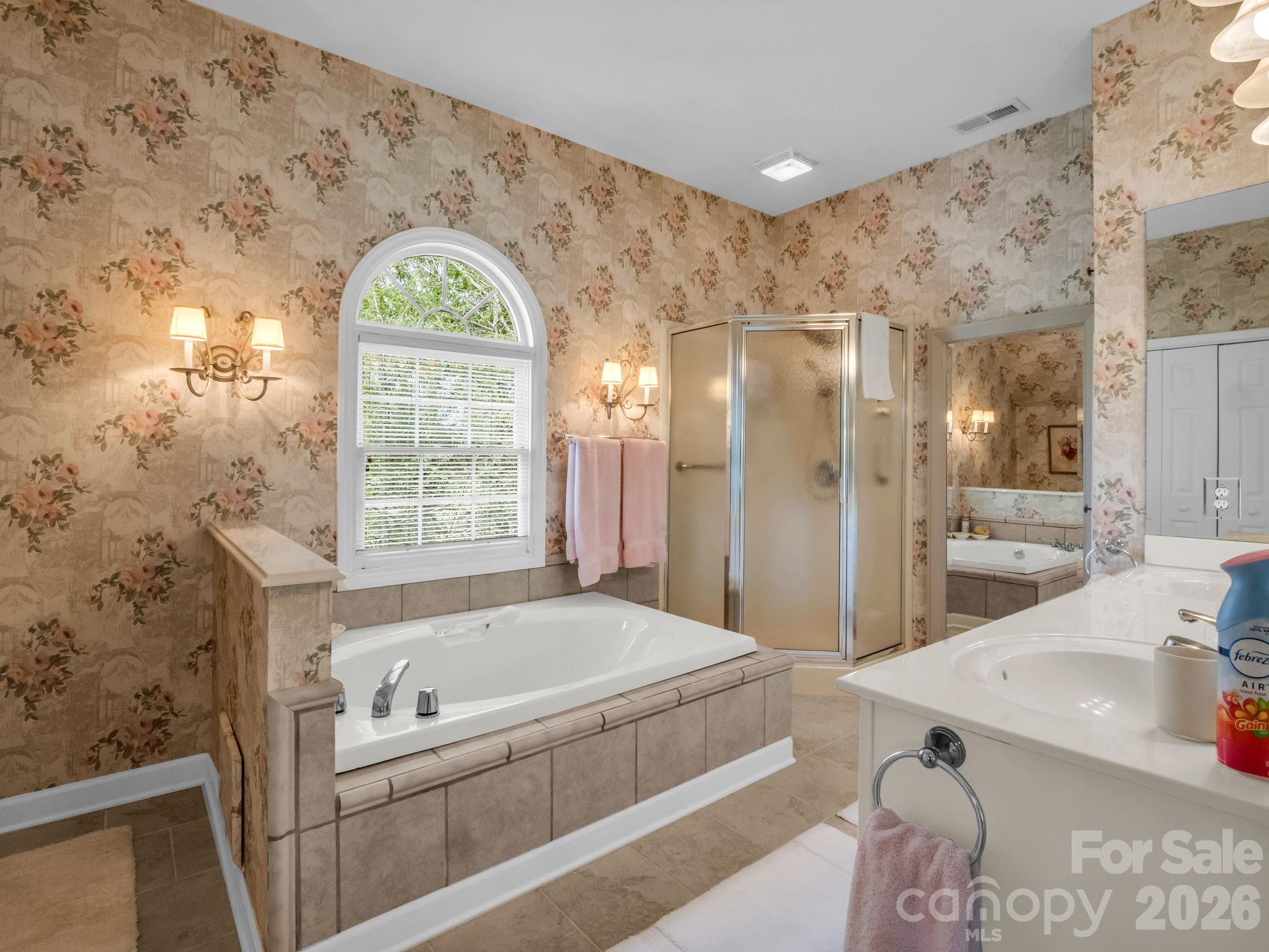 206 Lakeridge Road — Lake Lure