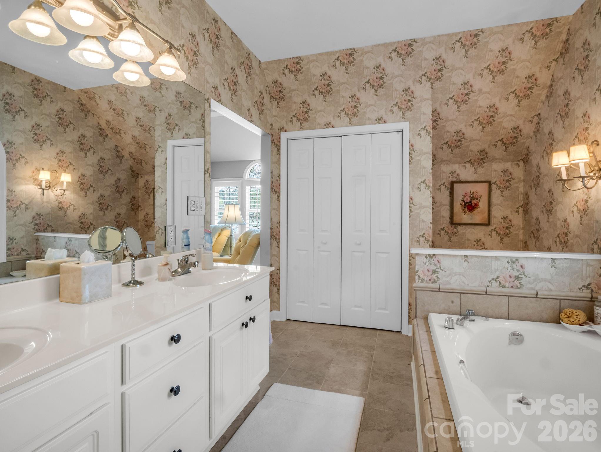 206 Lakeridge Road — Lake Lure