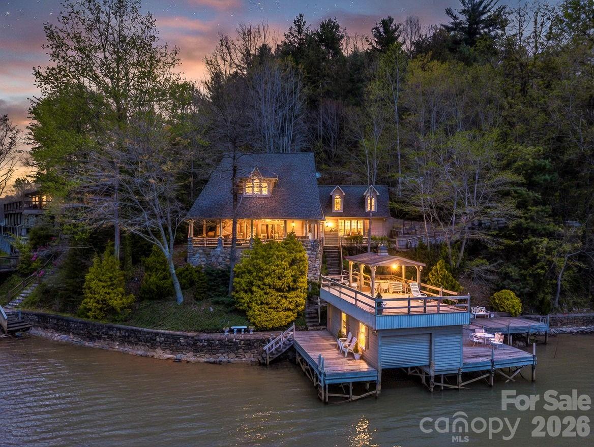 206 Lakeridge Road — Lake Lure