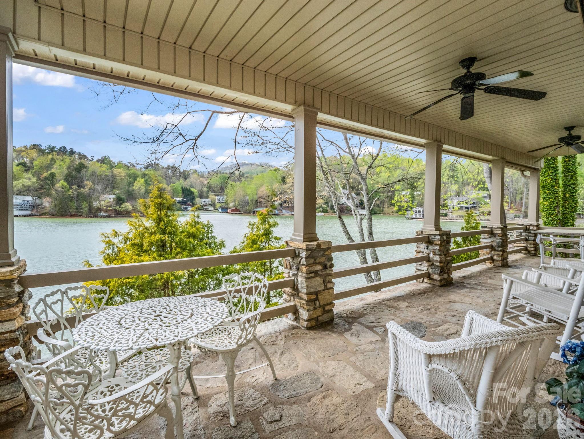 206 Lakeridge Road — Lake Lure