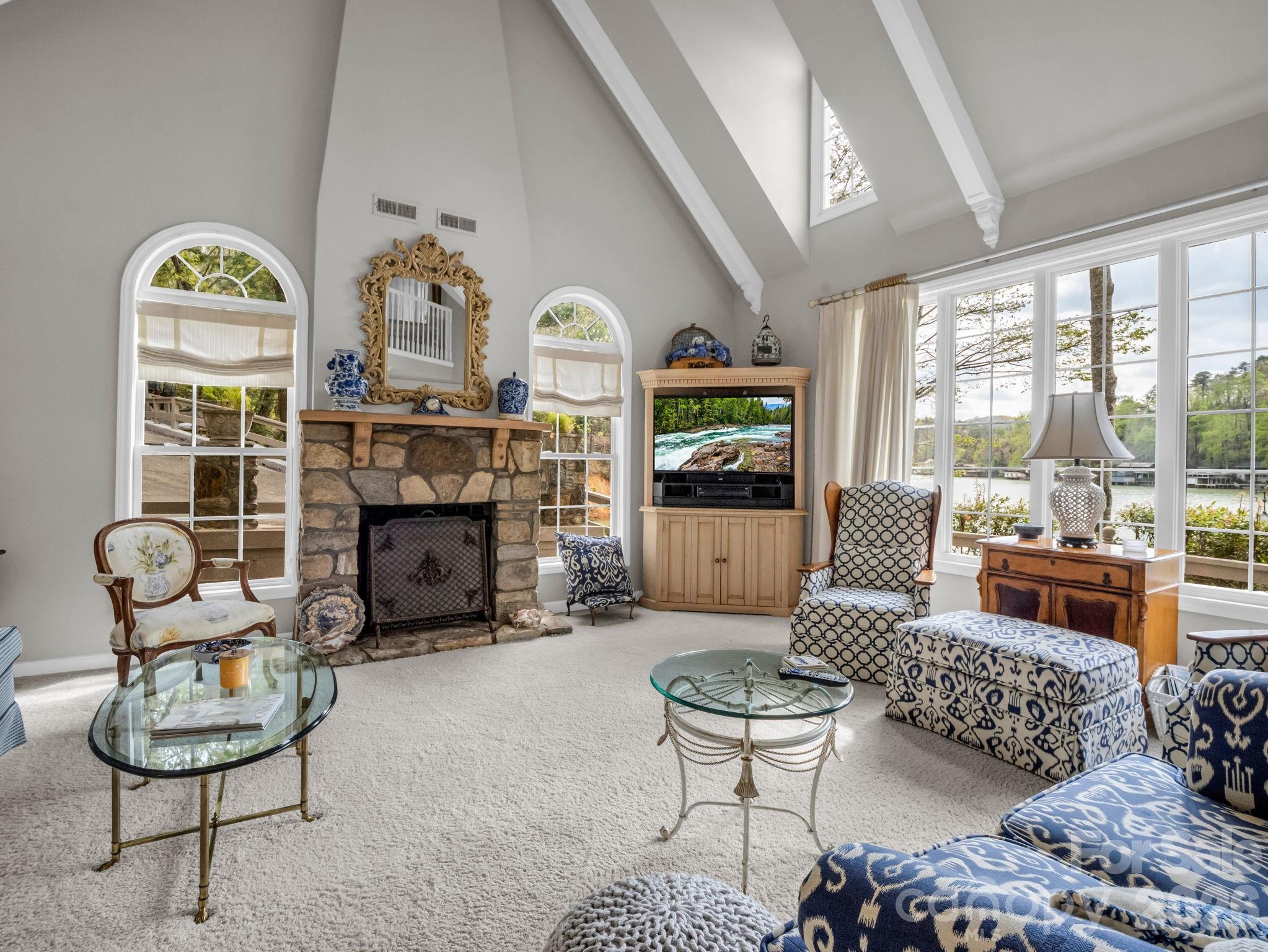 206 Lakeridge Road — Lake Lure