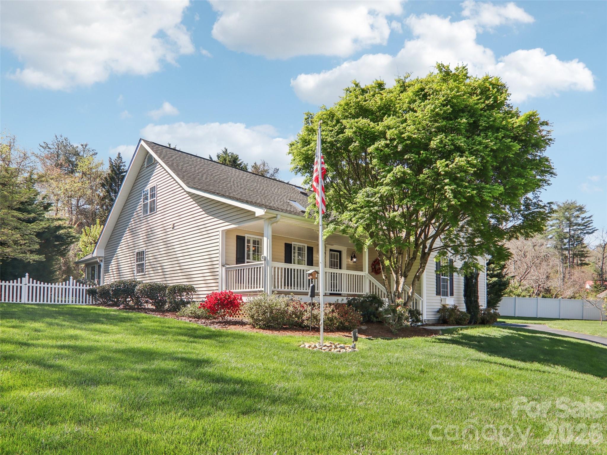 117 Apple Meadow Court — Hendersonville