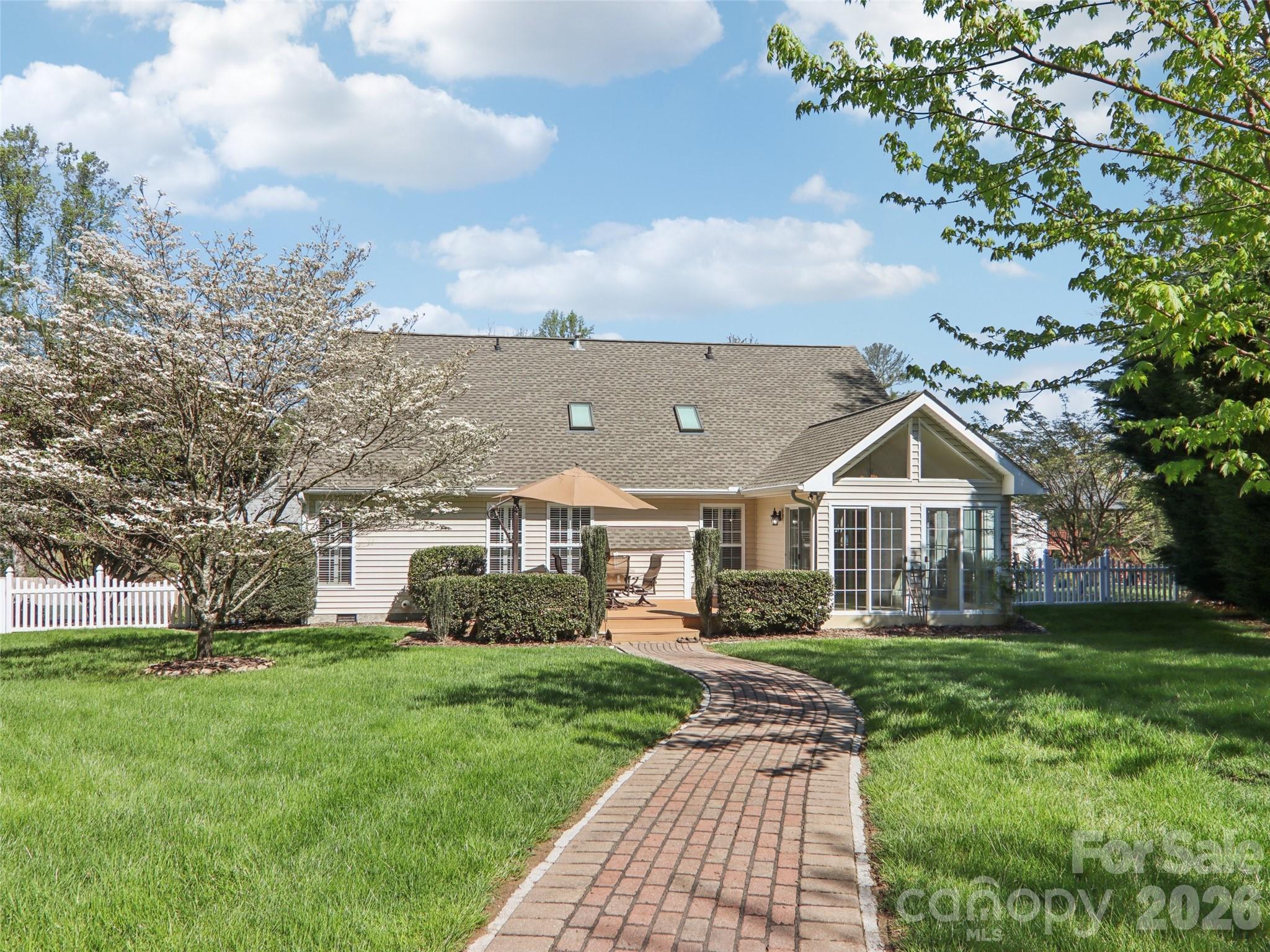 117 Apple Meadow Court — Hendersonville
