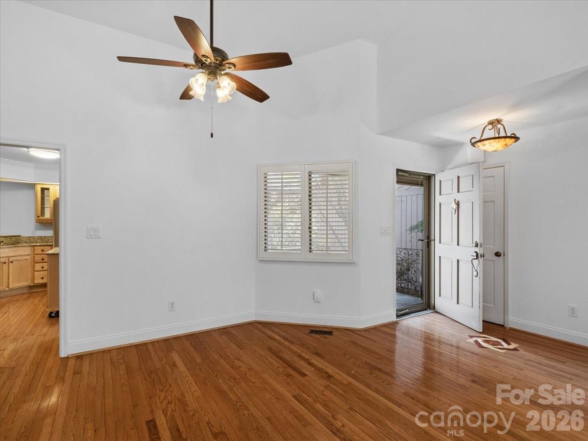 21 Ridge Terrace — Asheville