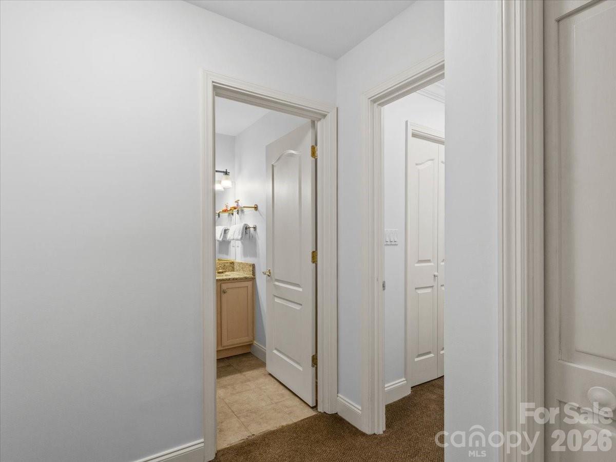 21 Ridge Terrace — Asheville
