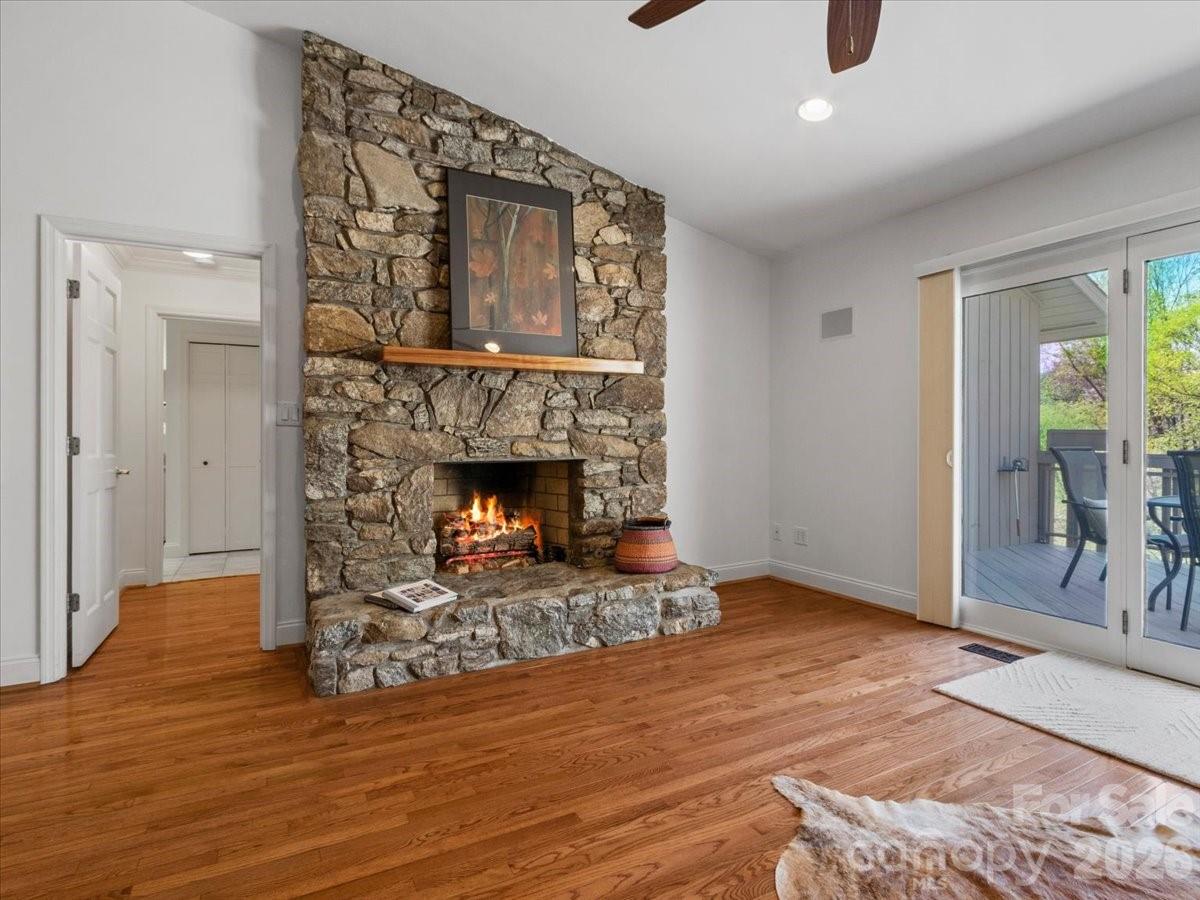 21 Ridge Terrace — Asheville