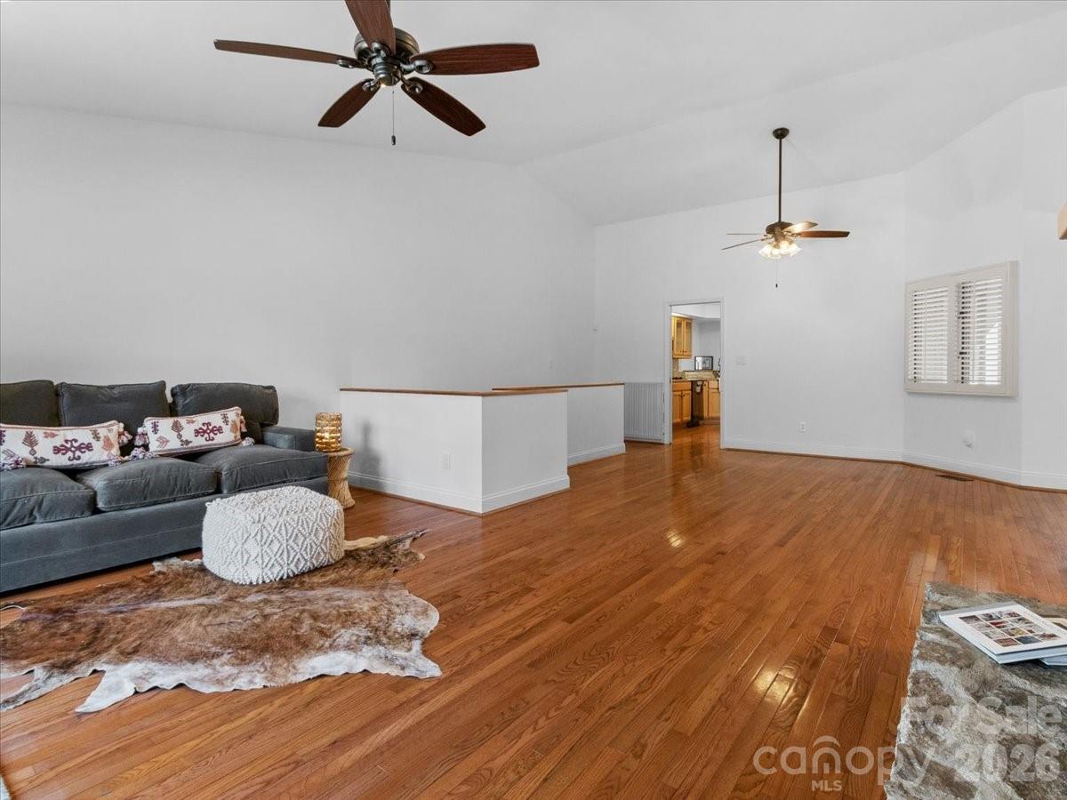 21 Ridge Terrace — Asheville