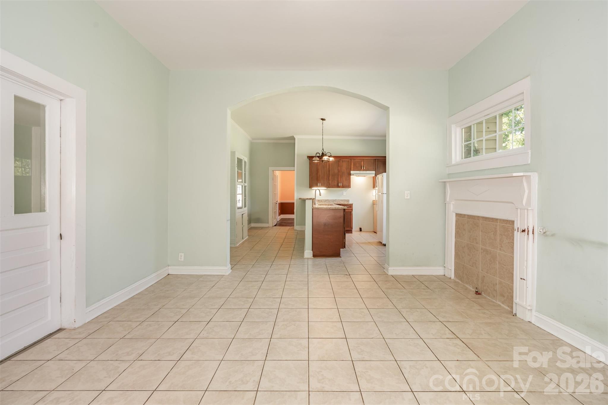 4030 Peachtree Street — Hickory Grove
