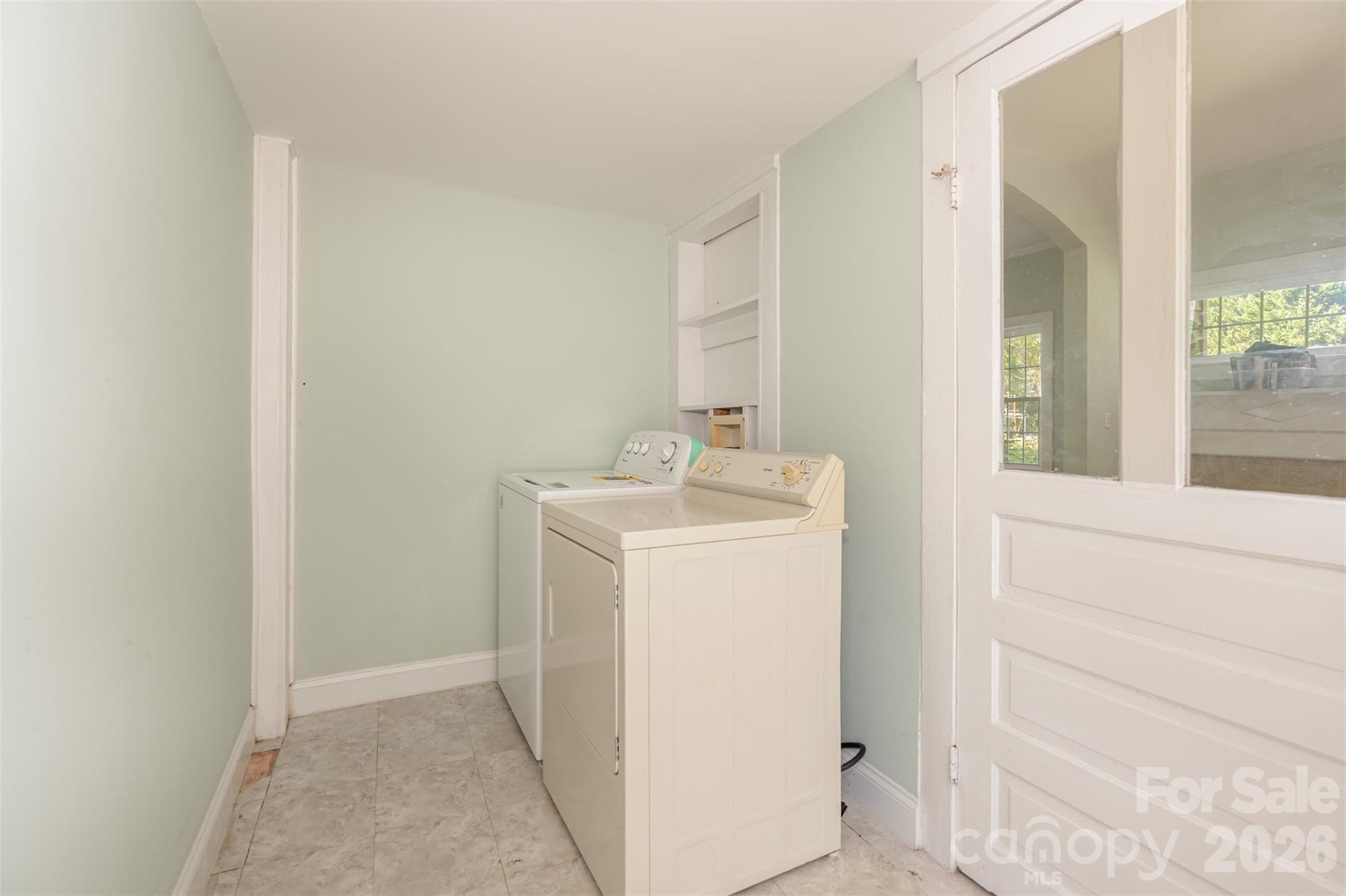 4030 Peachtree Street — Hickory Grove