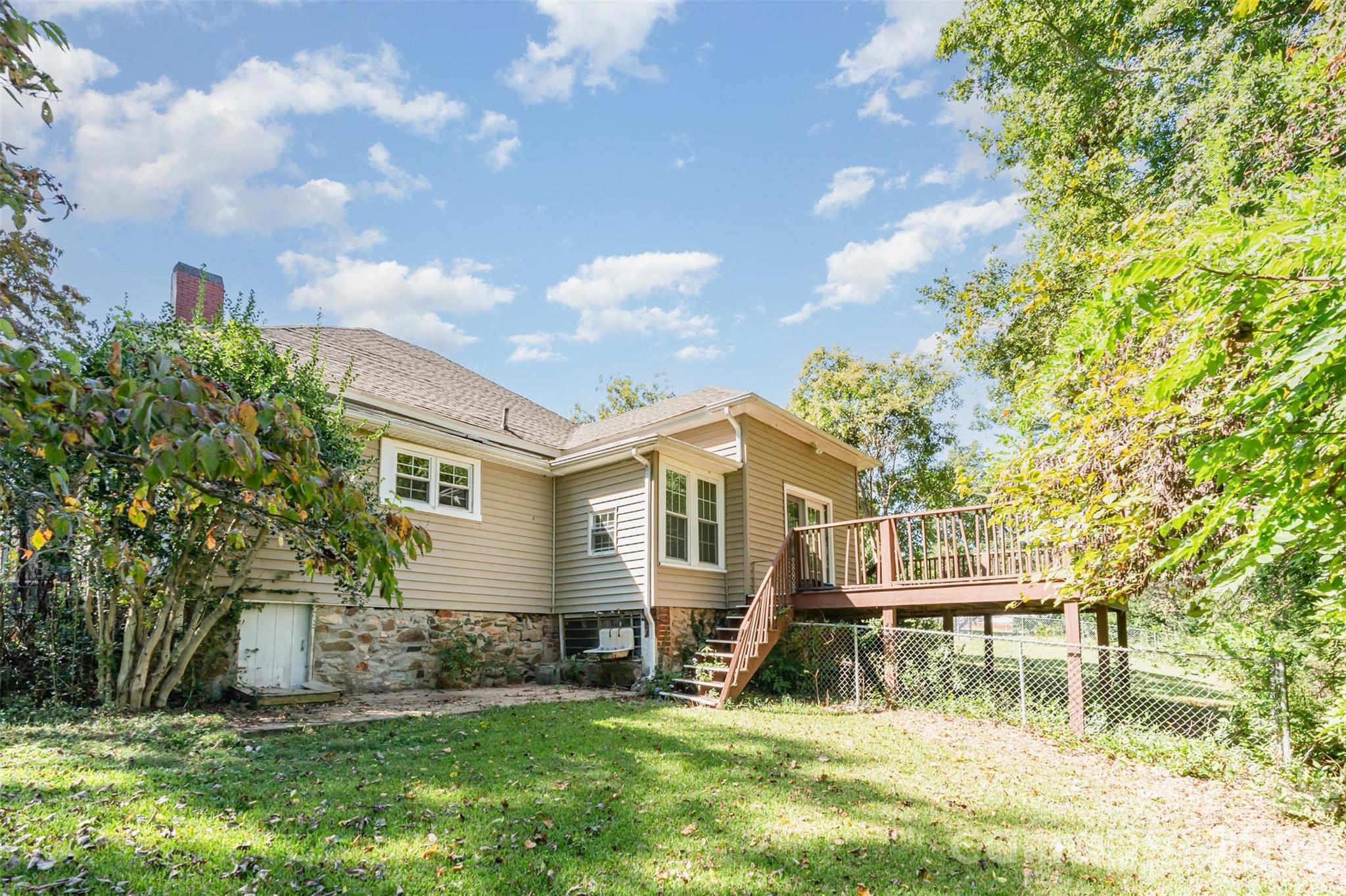 4030 Peachtree Street — Hickory Grove