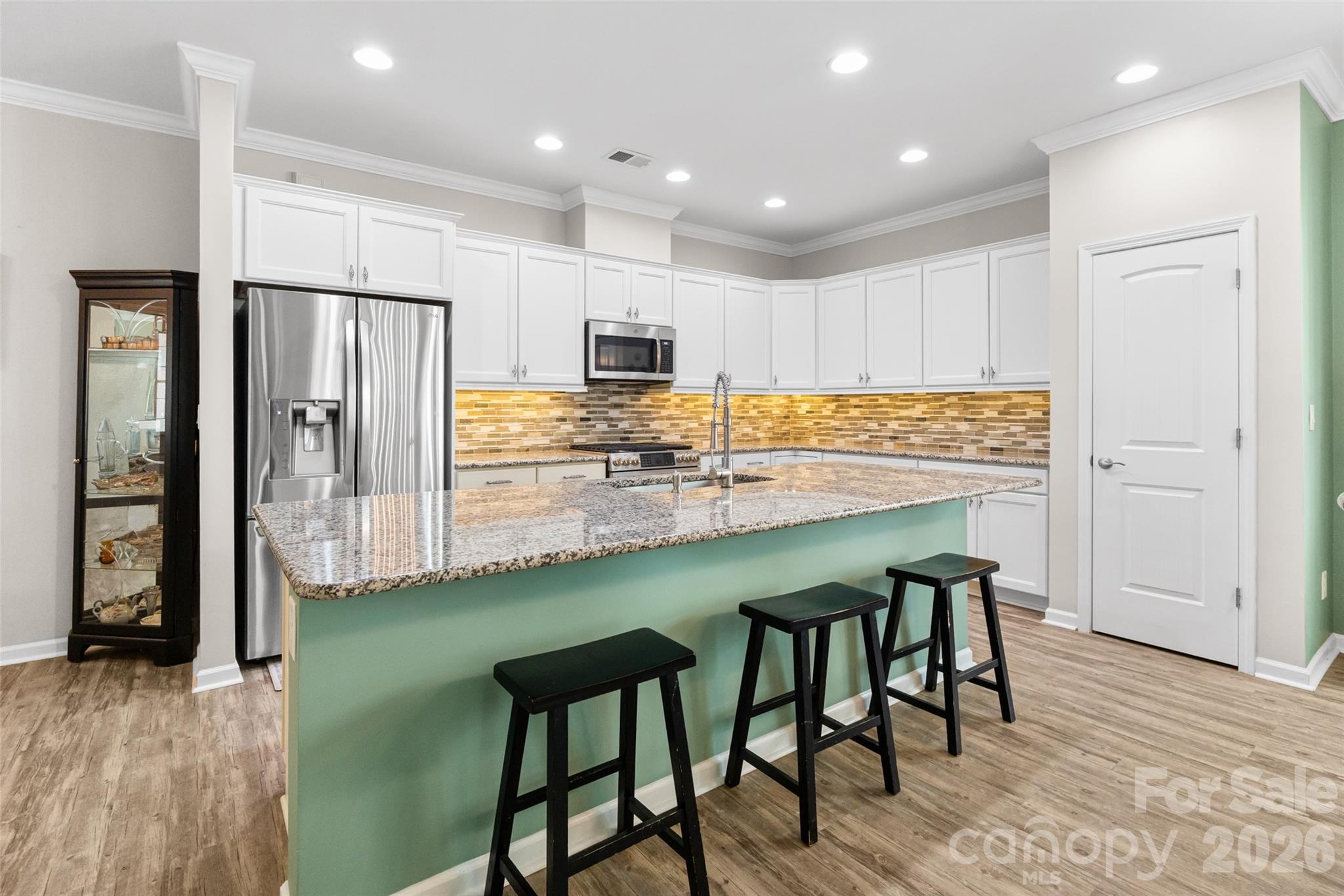 4803 Looking Glass Trail — Denver