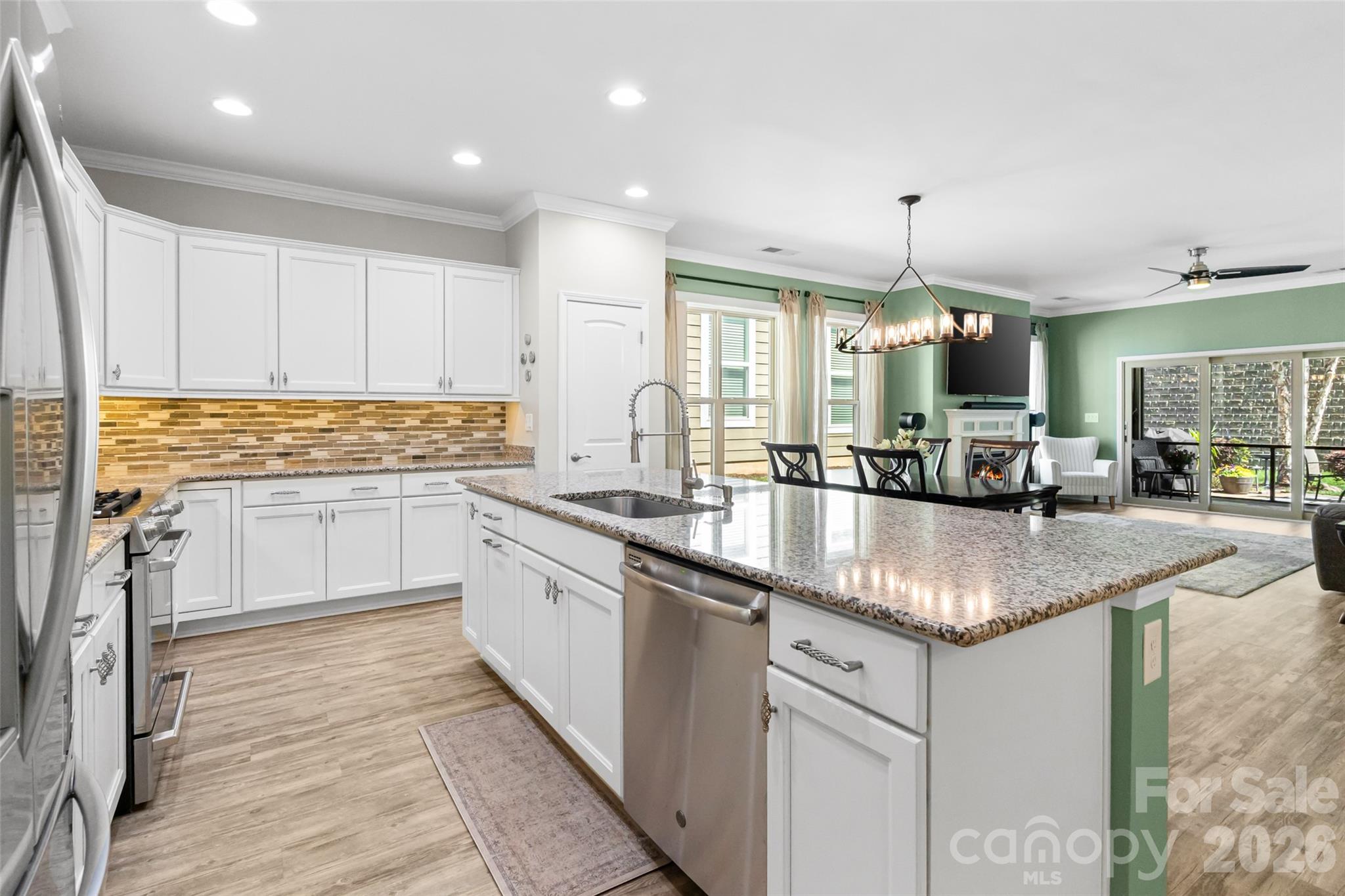 4803 Looking Glass Trail — Denver