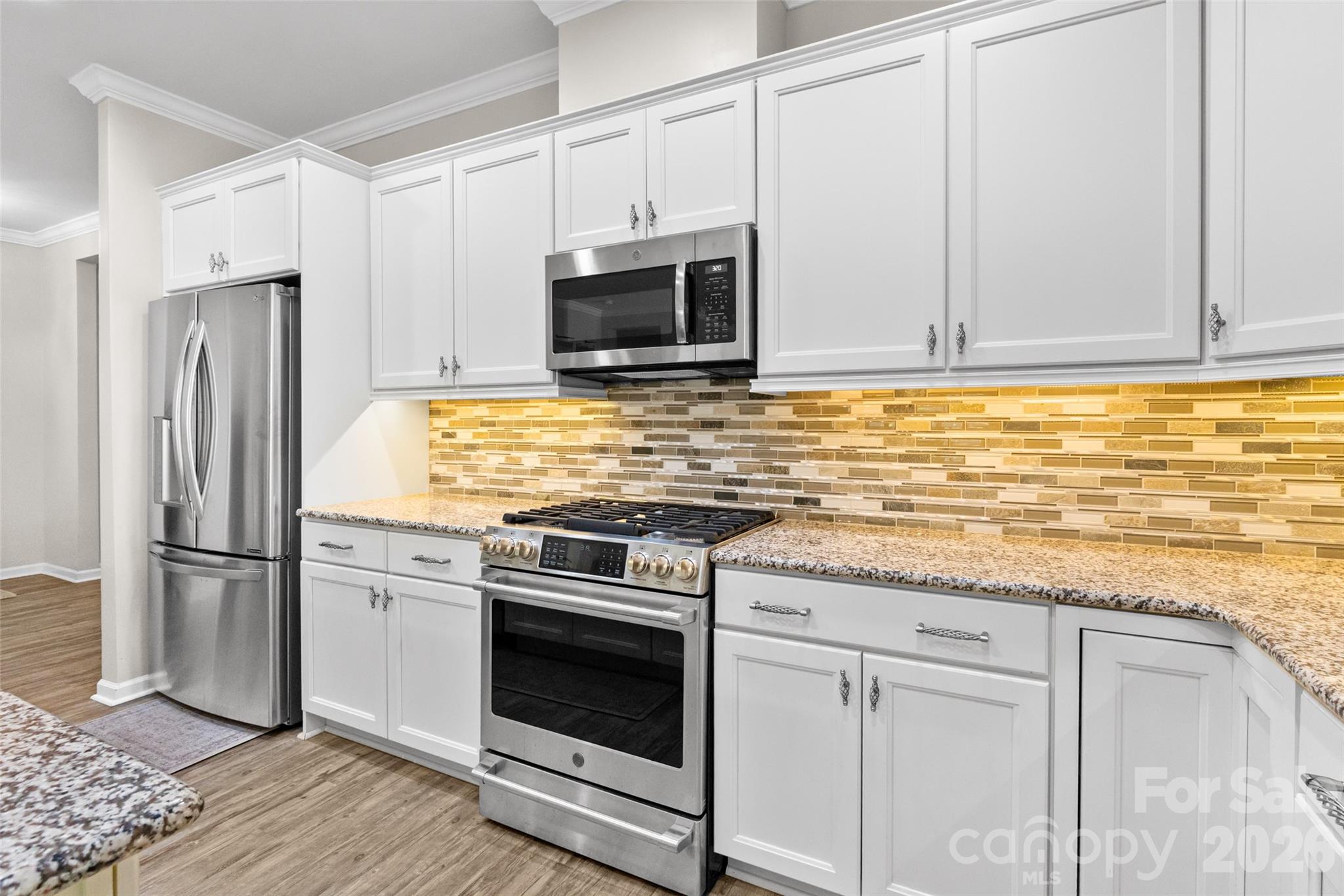4803 Looking Glass Trail — Denver