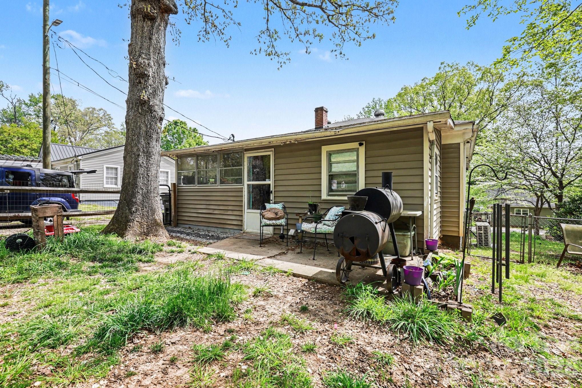 403 Oakdale Avenue — Kannapolis