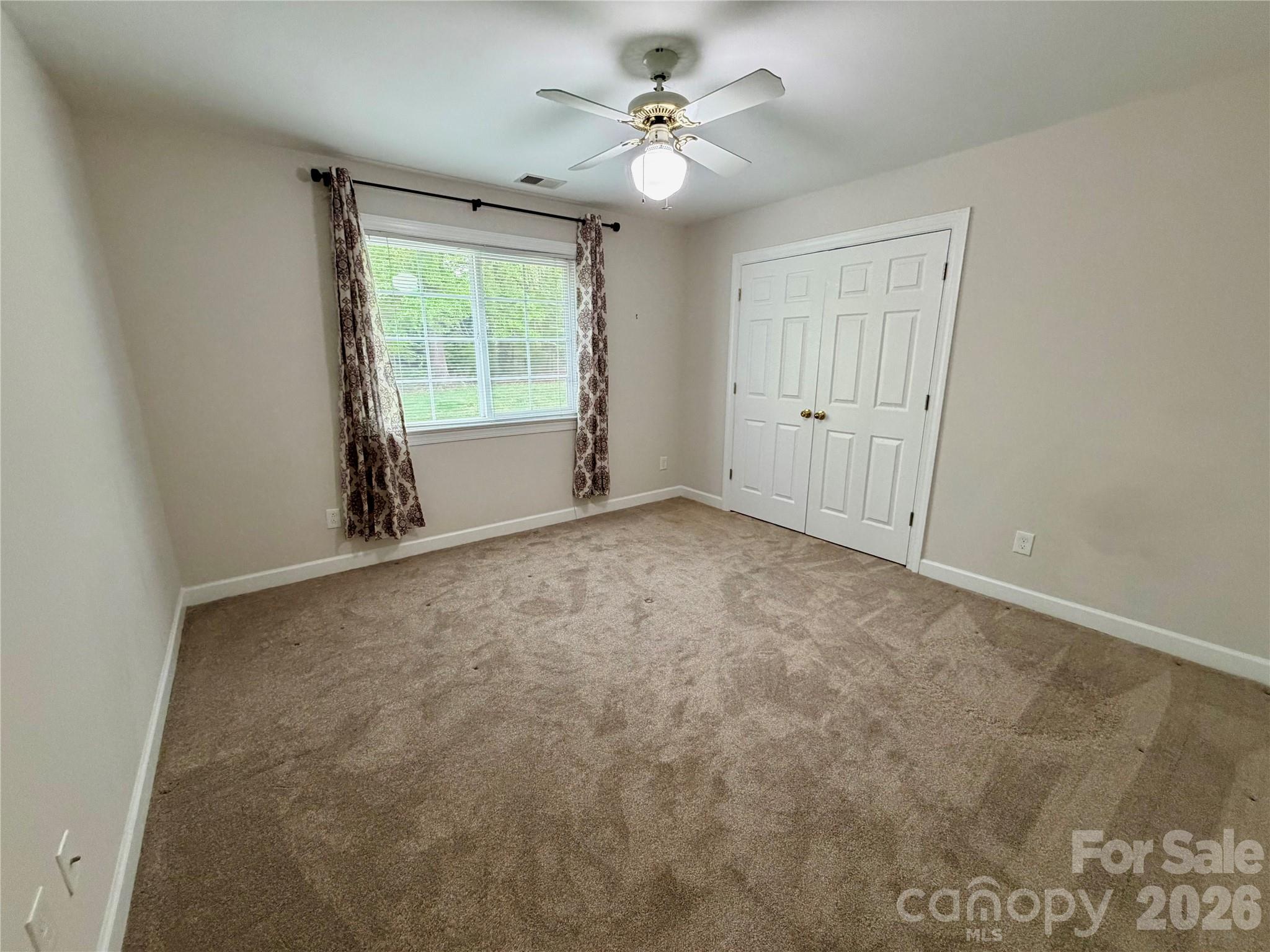 5954 Rathlin Court NW — Concord