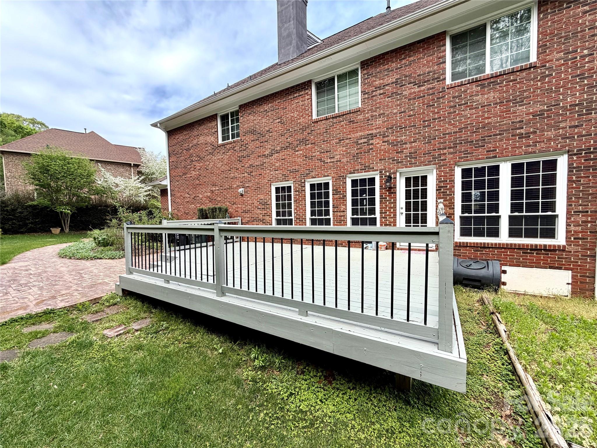 5954 Rathlin Court NW — Concord
