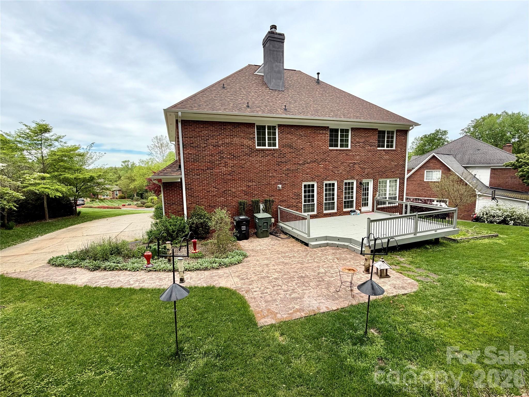 5954 Rathlin Court NW — Concord