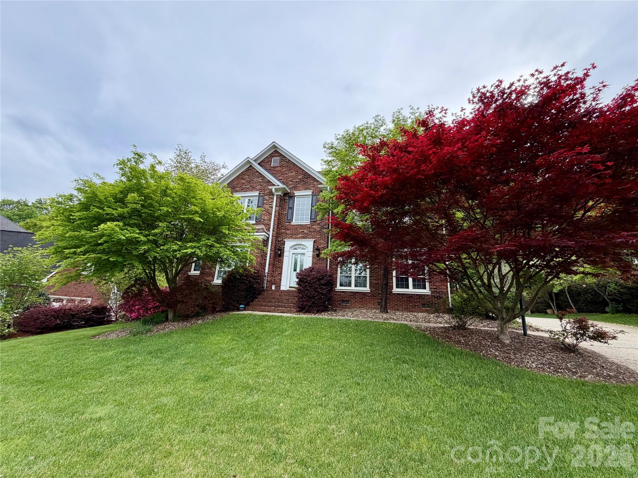 5954 Rathlin Court NW — Concord